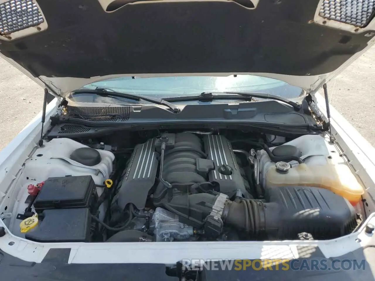 11 fotografías del automóvil dañado 2C3CDZFJ6LH194205 DODGE CHALLENGER 2020