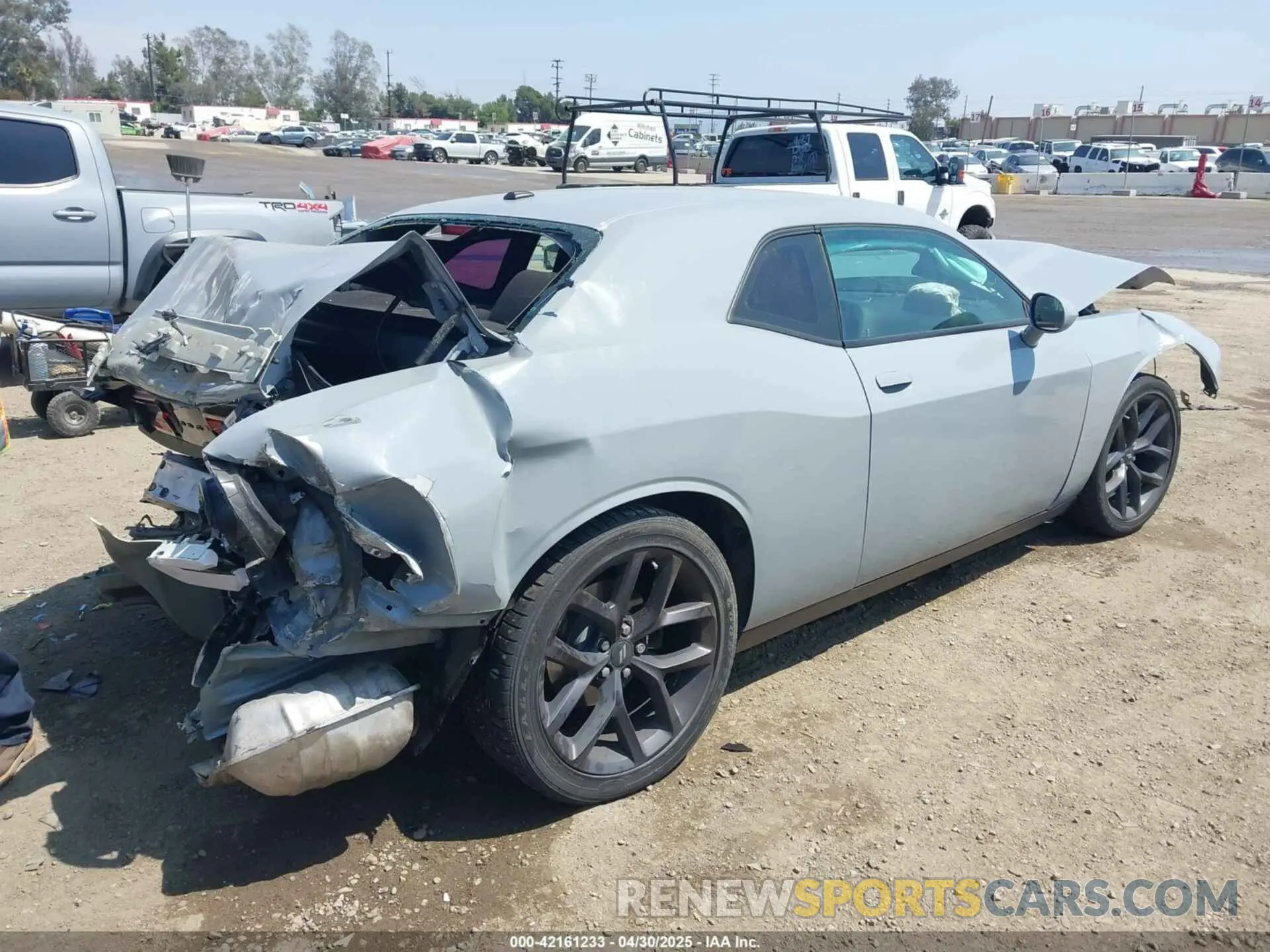 4 fotografías del automóvil dañado 2C3CDZJG4LH250475 DODGE CHALLENGER 2020