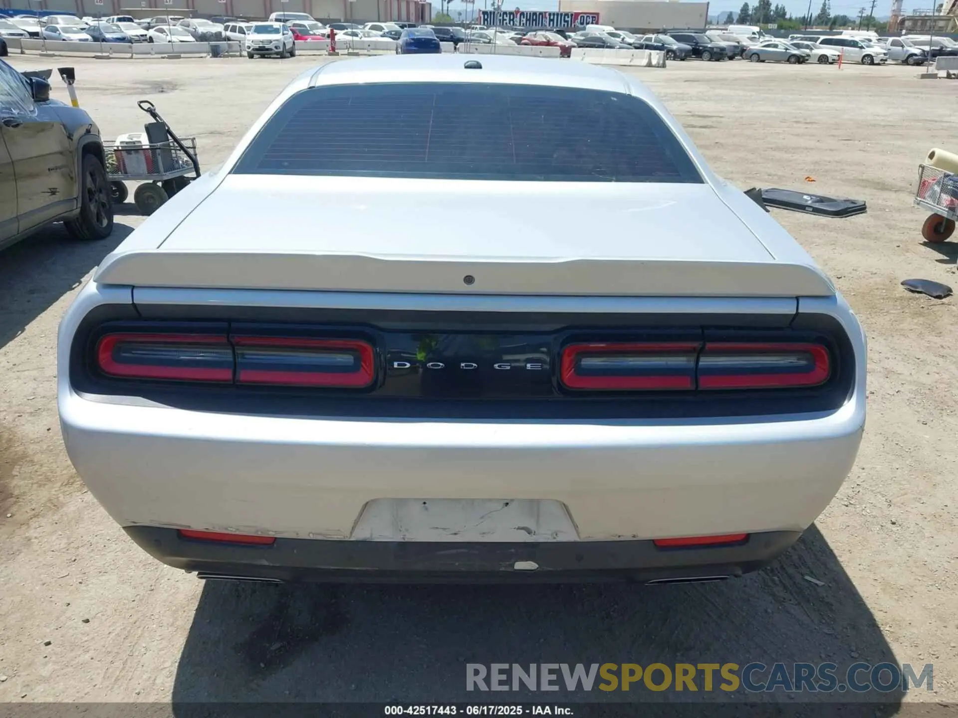 16 fotografías del automóvil dañado 2C3CDZBT0MH546803 DODGE CHALLENGER 2021