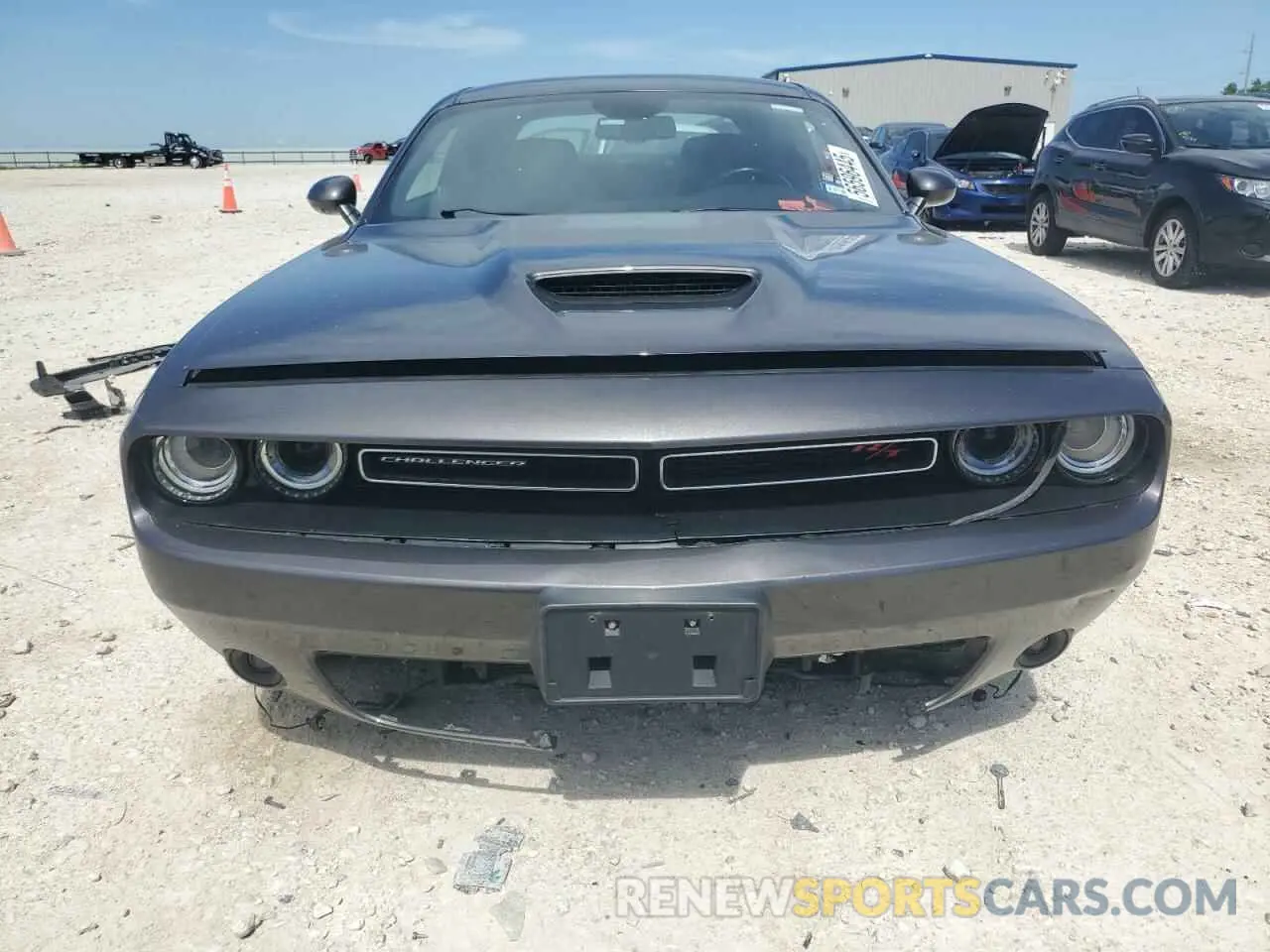 5 fotografías del automóvil dañado 2C3CDZBT4MH542379 DODGE CHALLENGER 2021