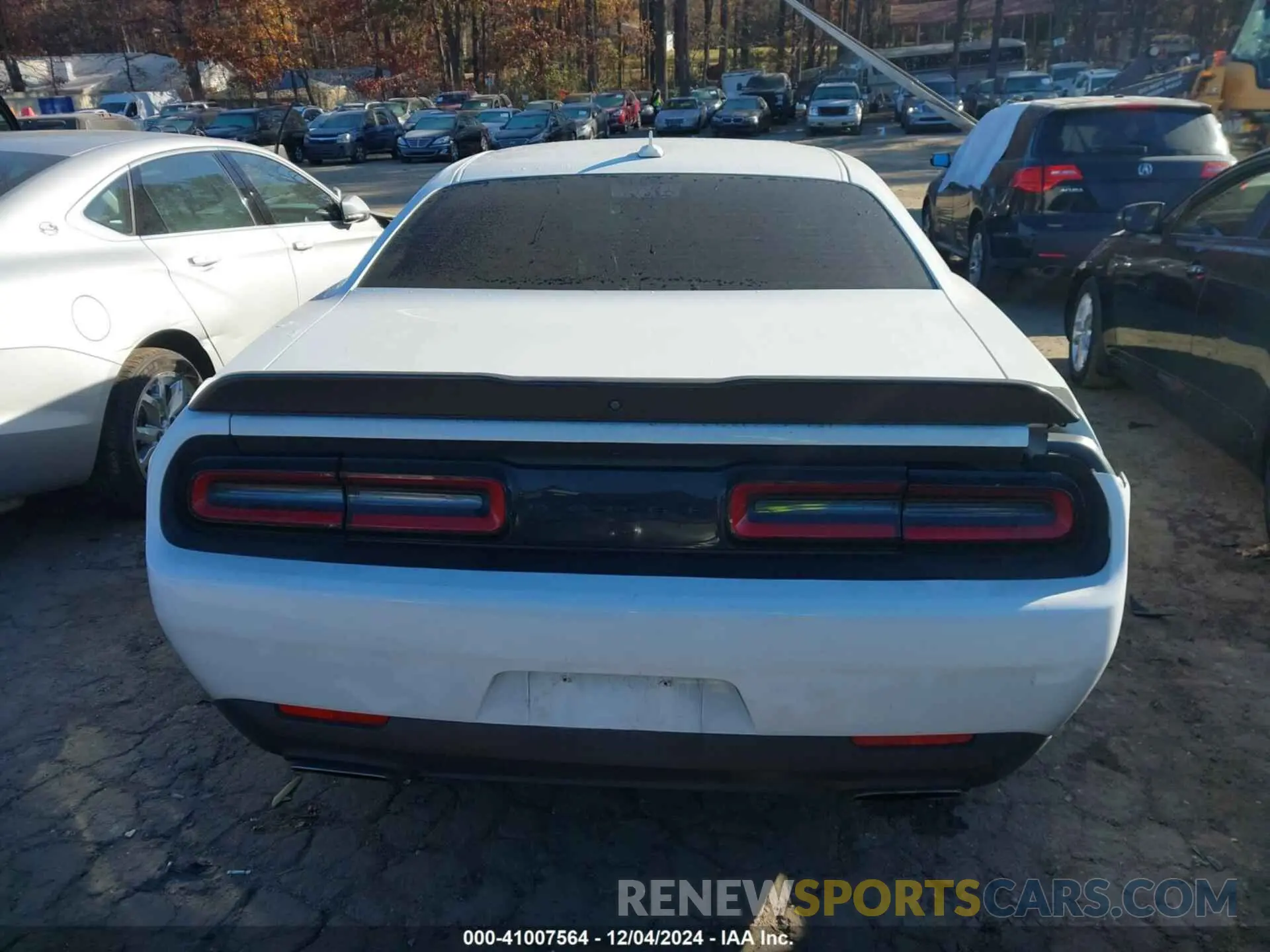 16 fotografías del automóvil dañado 2C3CDZBT9MH506400 DODGE CHALLENGER 2021