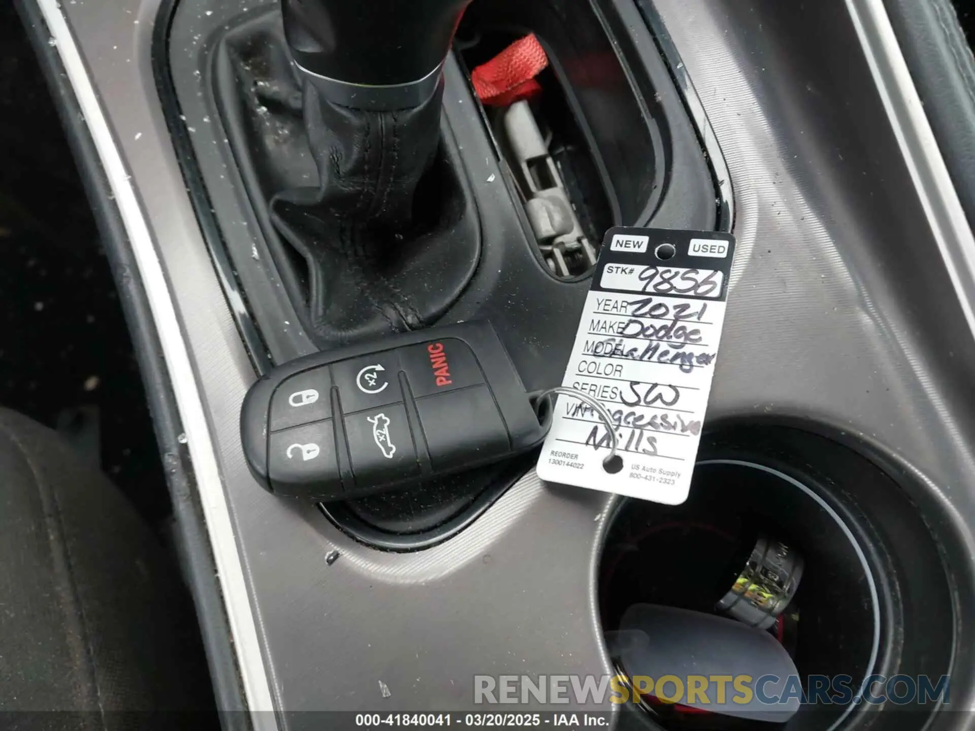 11 fotografías del automóvil dañado 2C3CDZBTXMH680623 DODGE CHALLENGER 2021