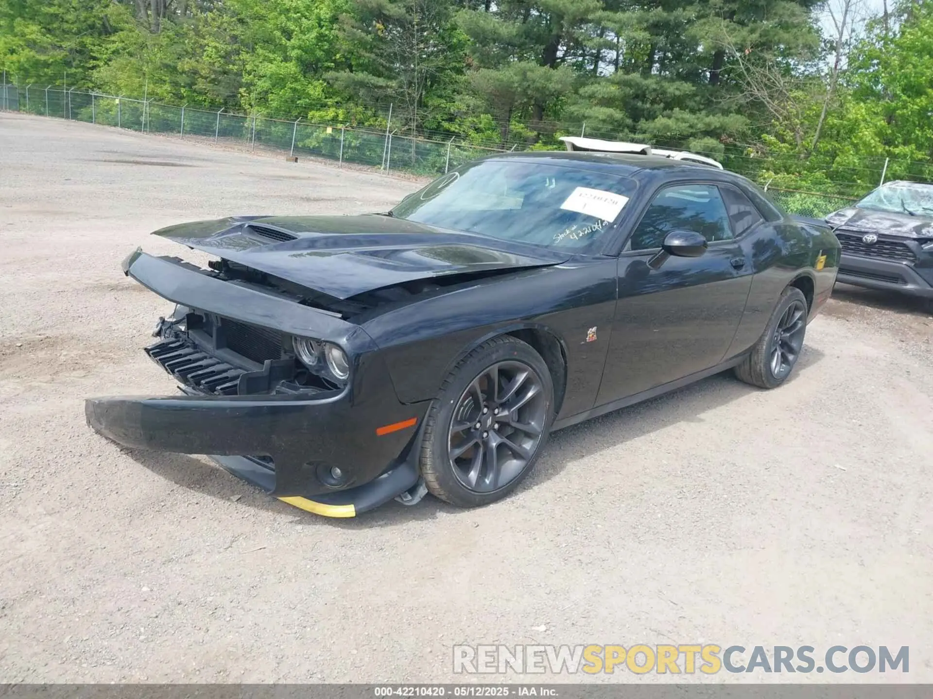 2 fotografías del automóvil dañado 2C3CDZFJ0MH521134 DODGE CHALLENGER 2021