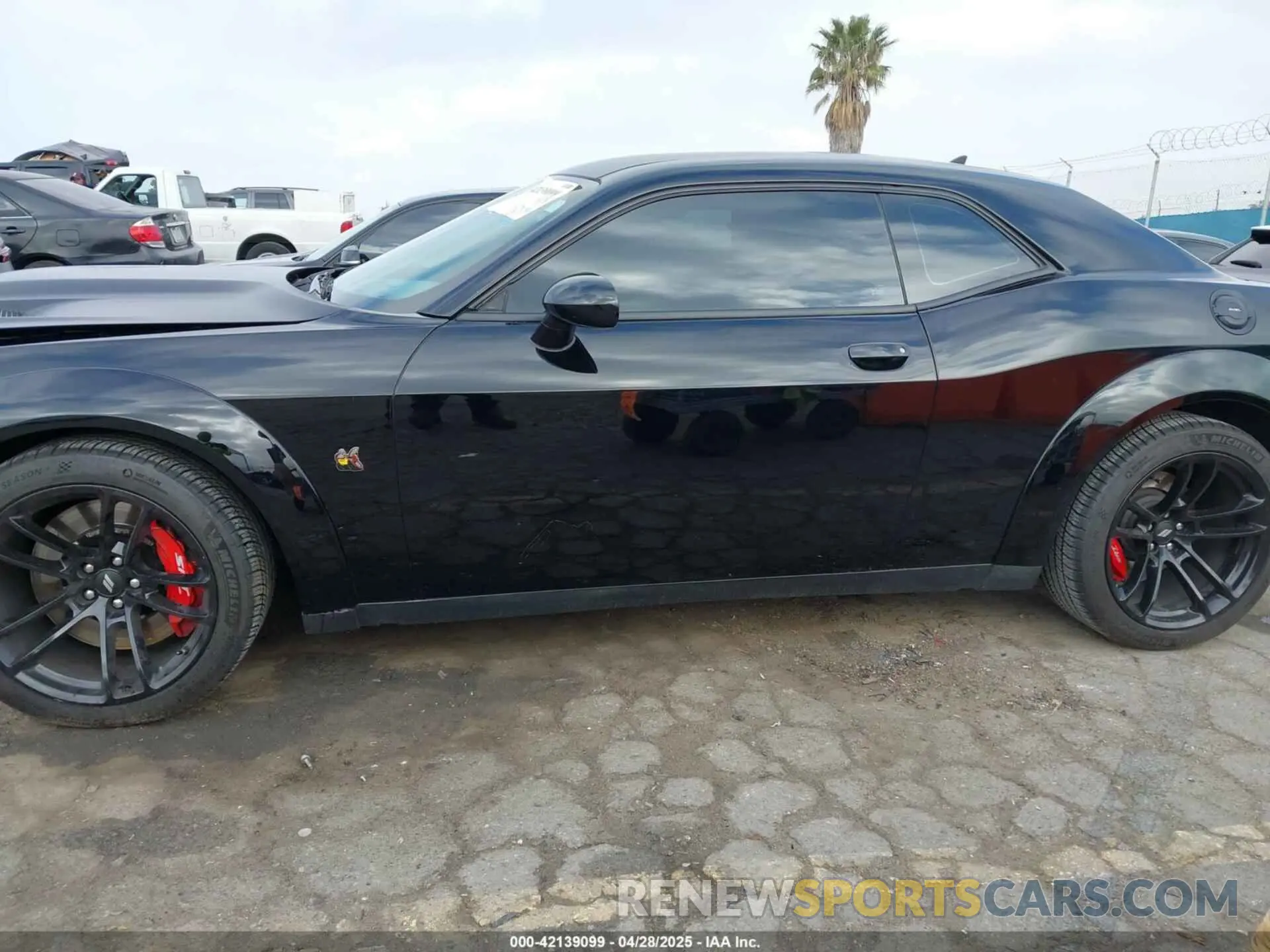 15 fotografías del automóvil dañado 2C3CDZFJ2MH507204 DODGE CHALLENGER 2021