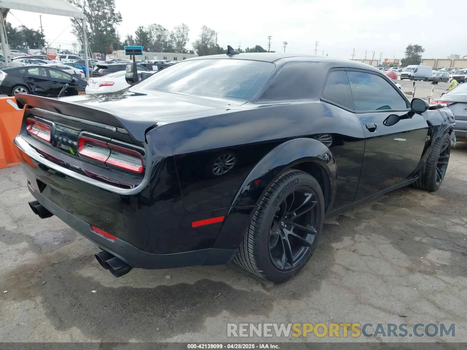 4 fotografías del automóvil dañado 2C3CDZFJ2MH507204 DODGE CHALLENGER 2021
