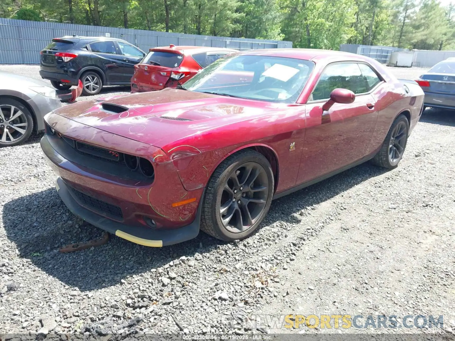 2 fotografías del automóvil dañado 2C3CDZFJ4MH641972 DODGE CHALLENGER 2021