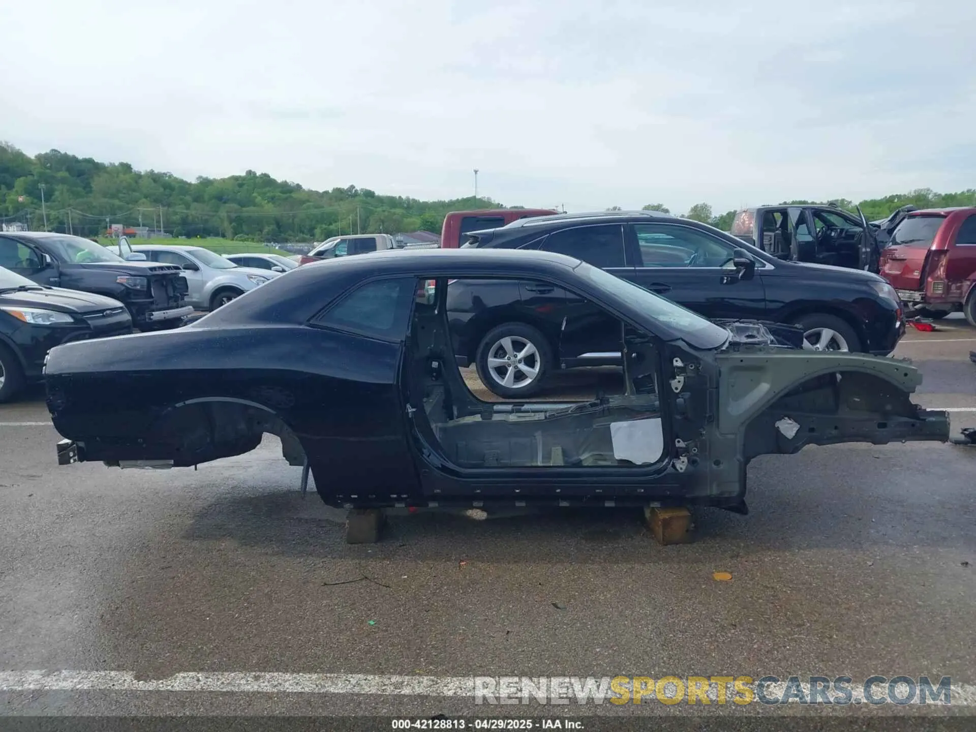 12 fotografías del automóvil dañado 2C3CDZFJ4MH663907 DODGE CHALLENGER 2021