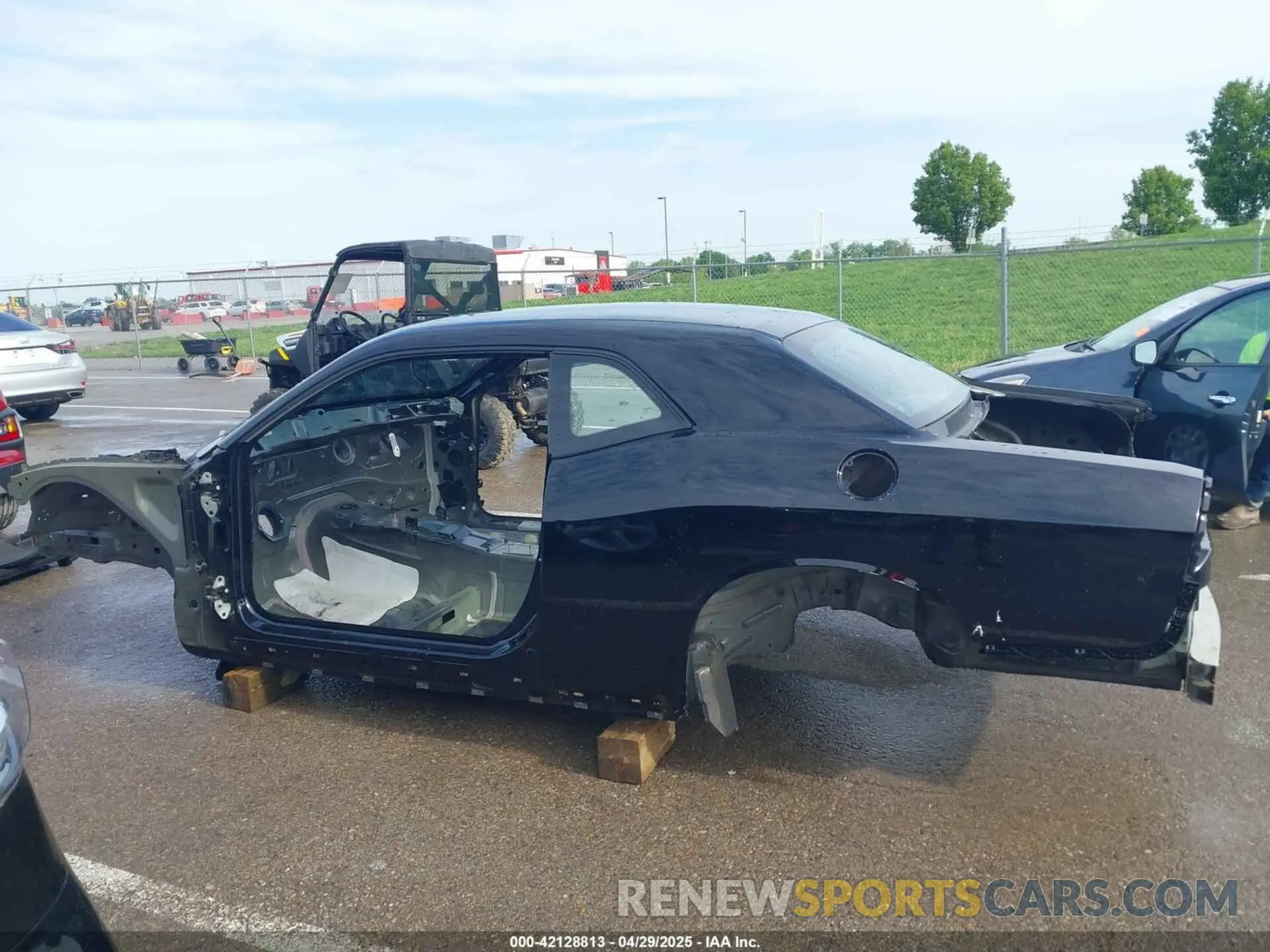 13 fotografías del automóvil dañado 2C3CDZFJ4MH663907 DODGE CHALLENGER 2021
