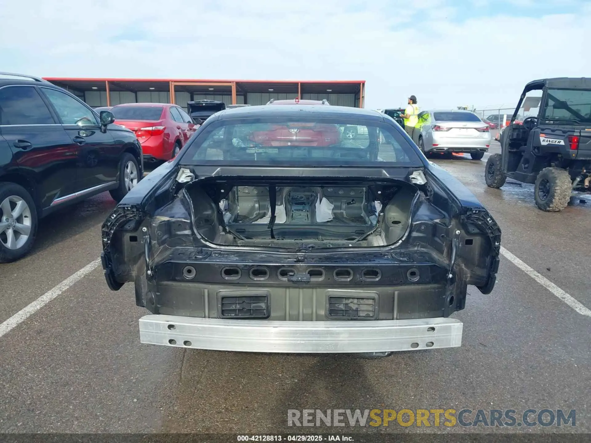 15 fotografías del automóvil dañado 2C3CDZFJ4MH663907 DODGE CHALLENGER 2021