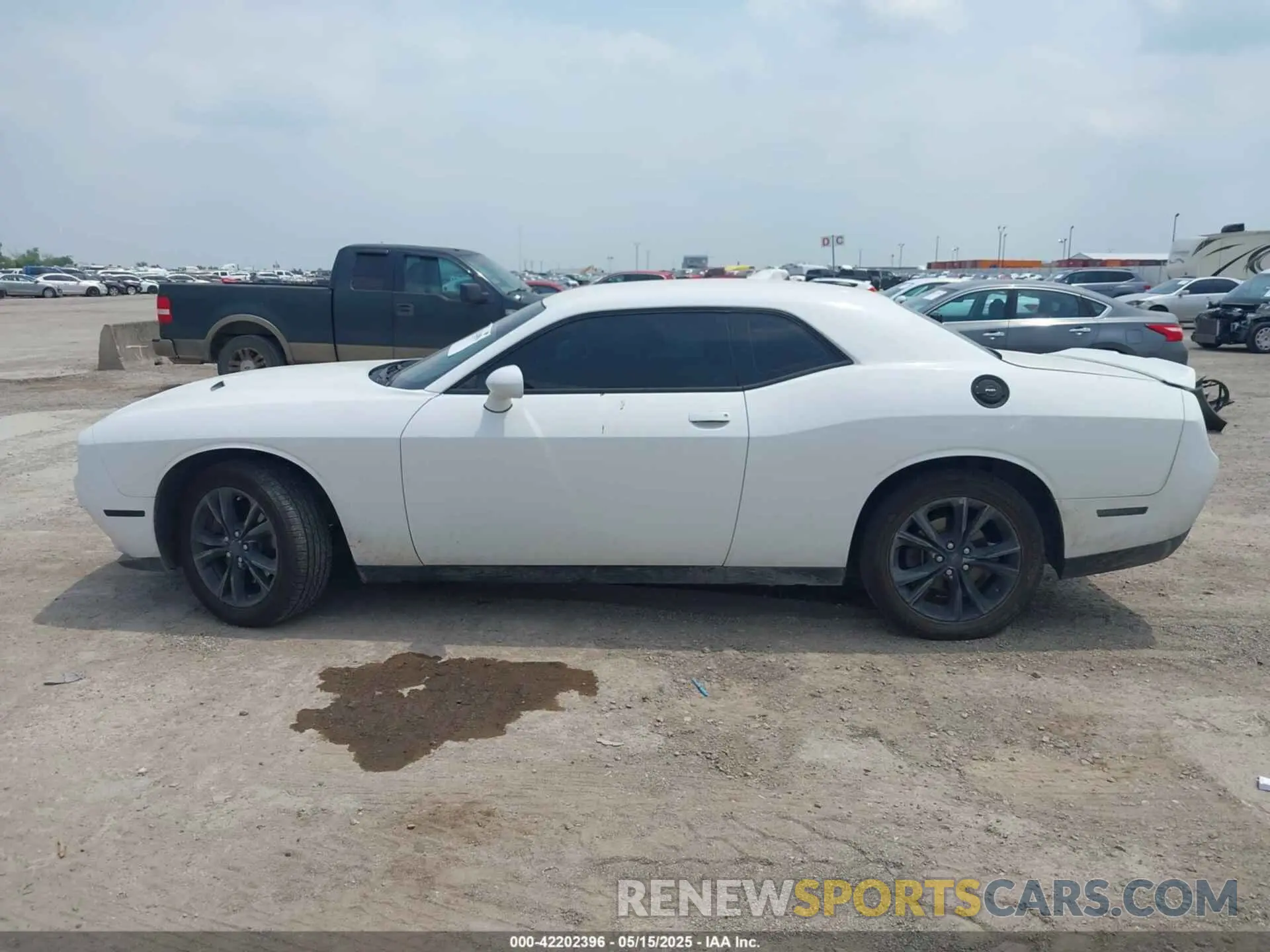 14 fotografías del automóvil dañado 2C3CDZGG2MH521669 DODGE CHALLENGER 2021