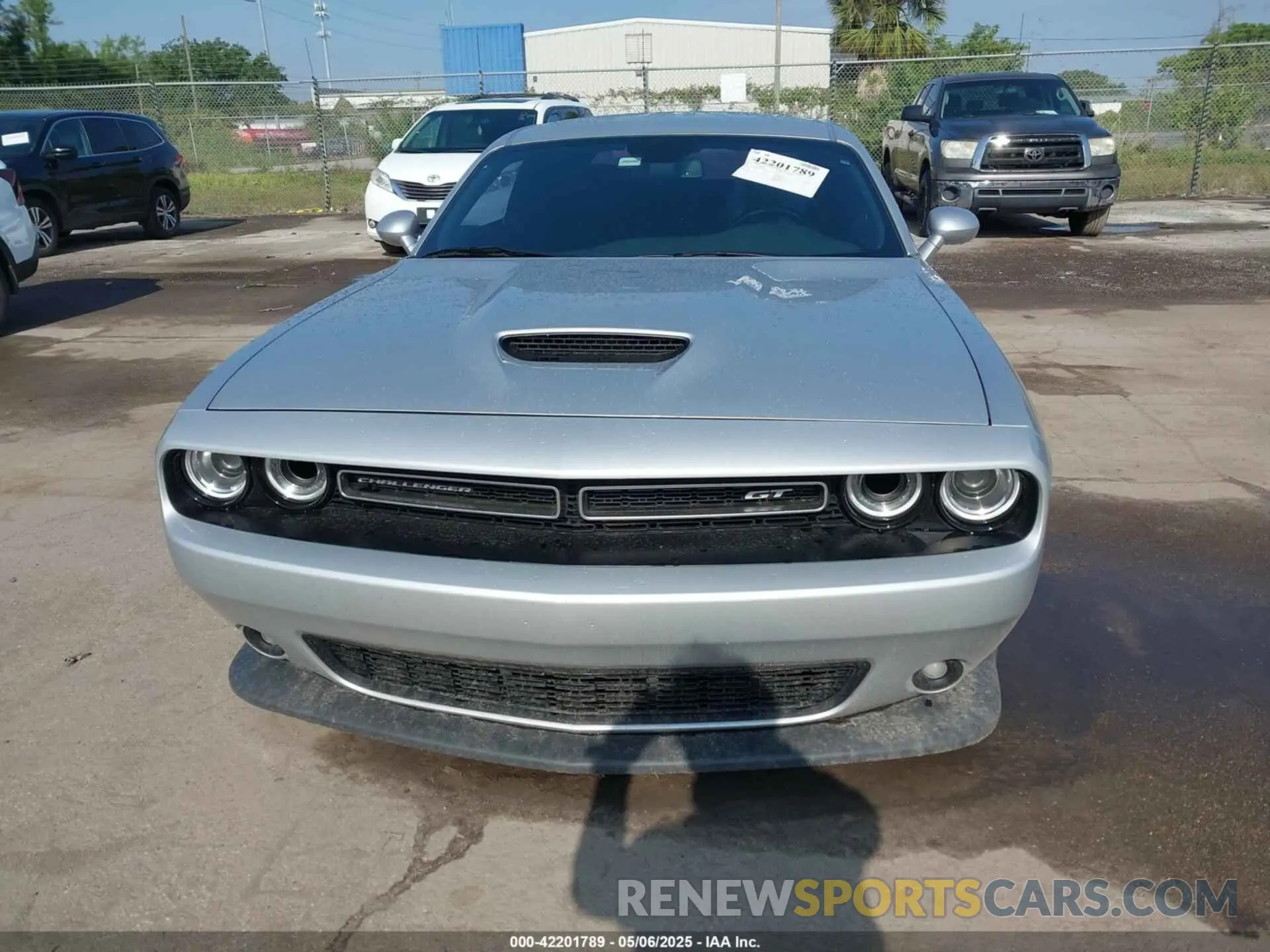 12 fotografías del automóvil dañado 2C3CDZJG0MH680845 DODGE CHALLENGER 2021