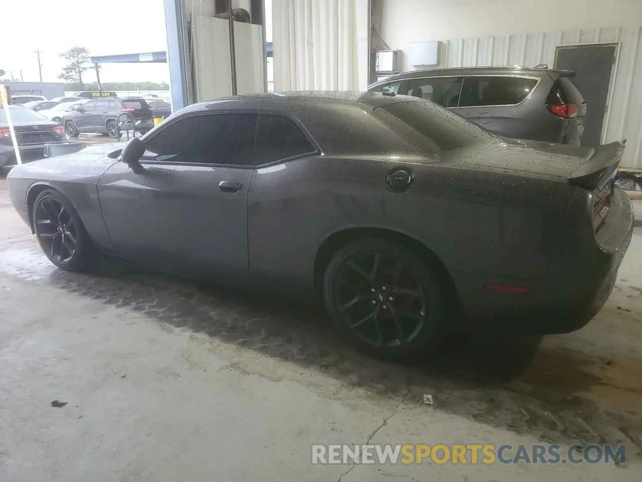 2 fotografías del automóvil dañado 2C3CDZJG2MH665196 DODGE CHALLENGER 2021