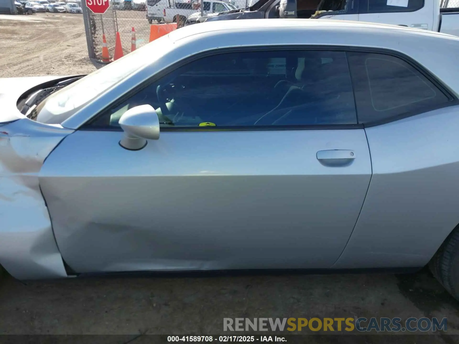 14 fotografías del automóvil dañado 2C3CDZJG3MH567634 DODGE CHALLENGER 2021