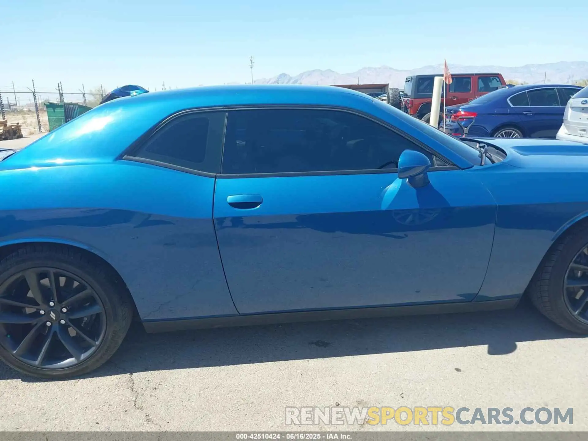 13 fotografías del automóvil dañado 2C3CDZJG6MH533137 DODGE CHALLENGER 2021