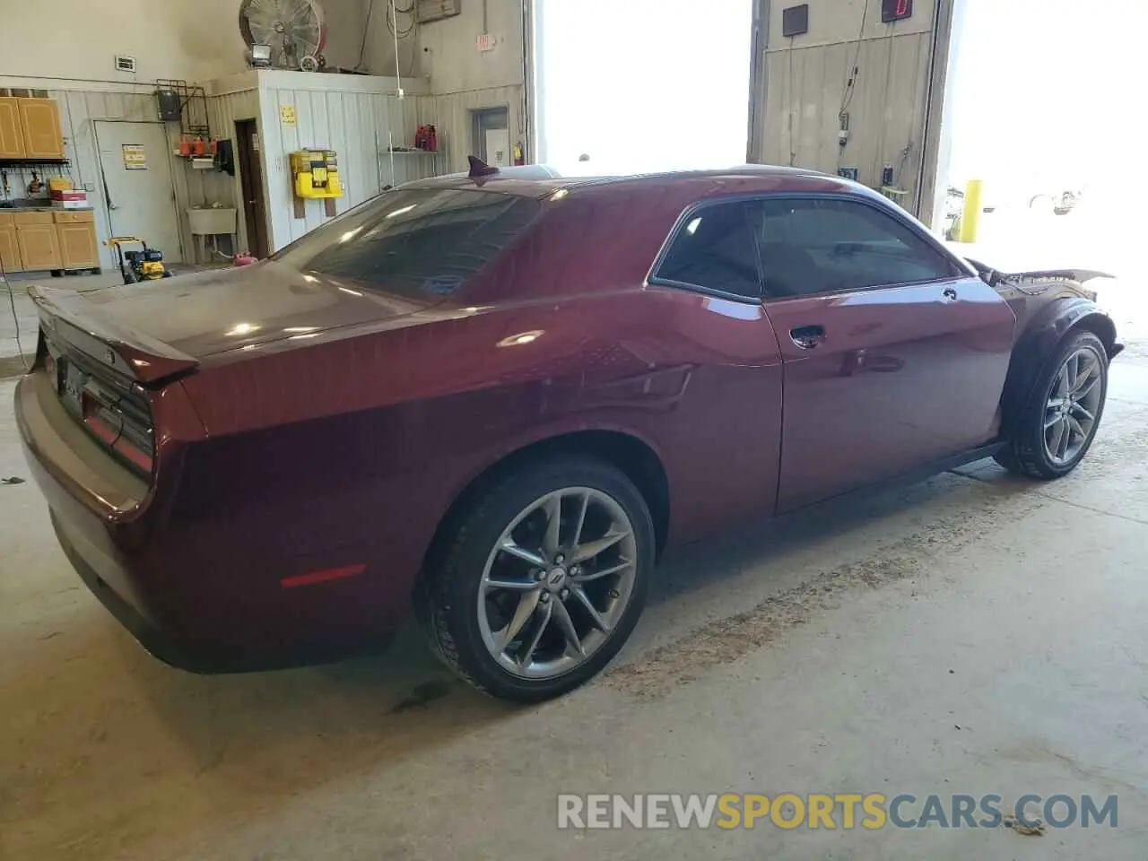 3 fotografías del automóvil dañado 2C3CDZKG0MH611071 DODGE CHALLENGER 2021
