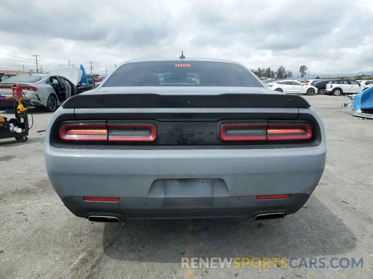6 fotografías del automóvil dañado 2C3CDZKG1MH616019 DODGE CHALLENGER 2021