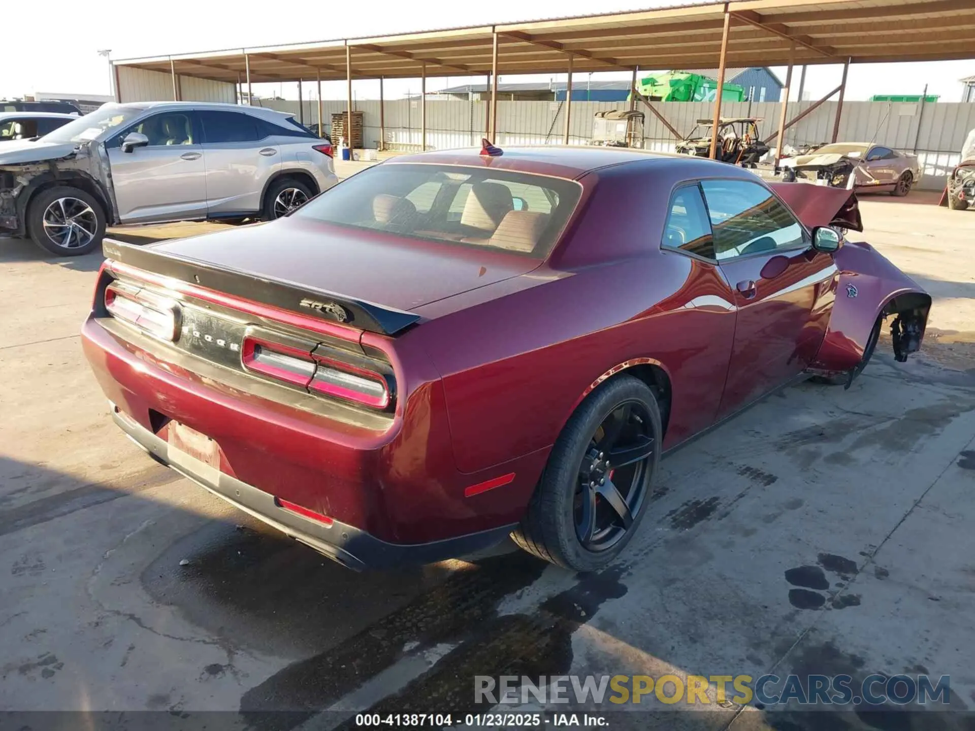 4 fotografías del automóvil dañado 2C3CDZL97MH555257 DODGE CHALLENGER 2021