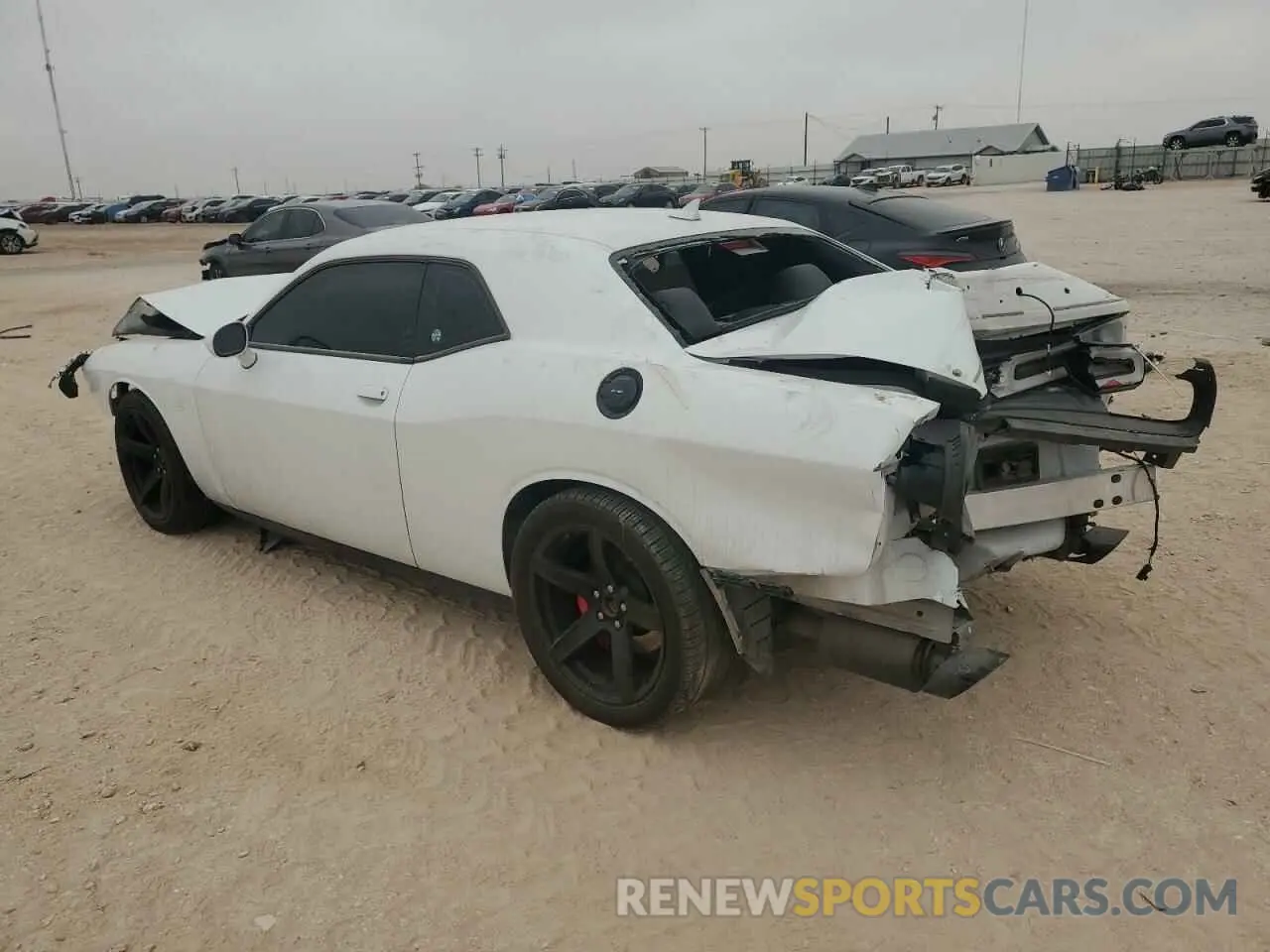 2 fotografías del automóvil dañado 2C3CDZL9XMH516615 DODGE CHALLENGER 2021