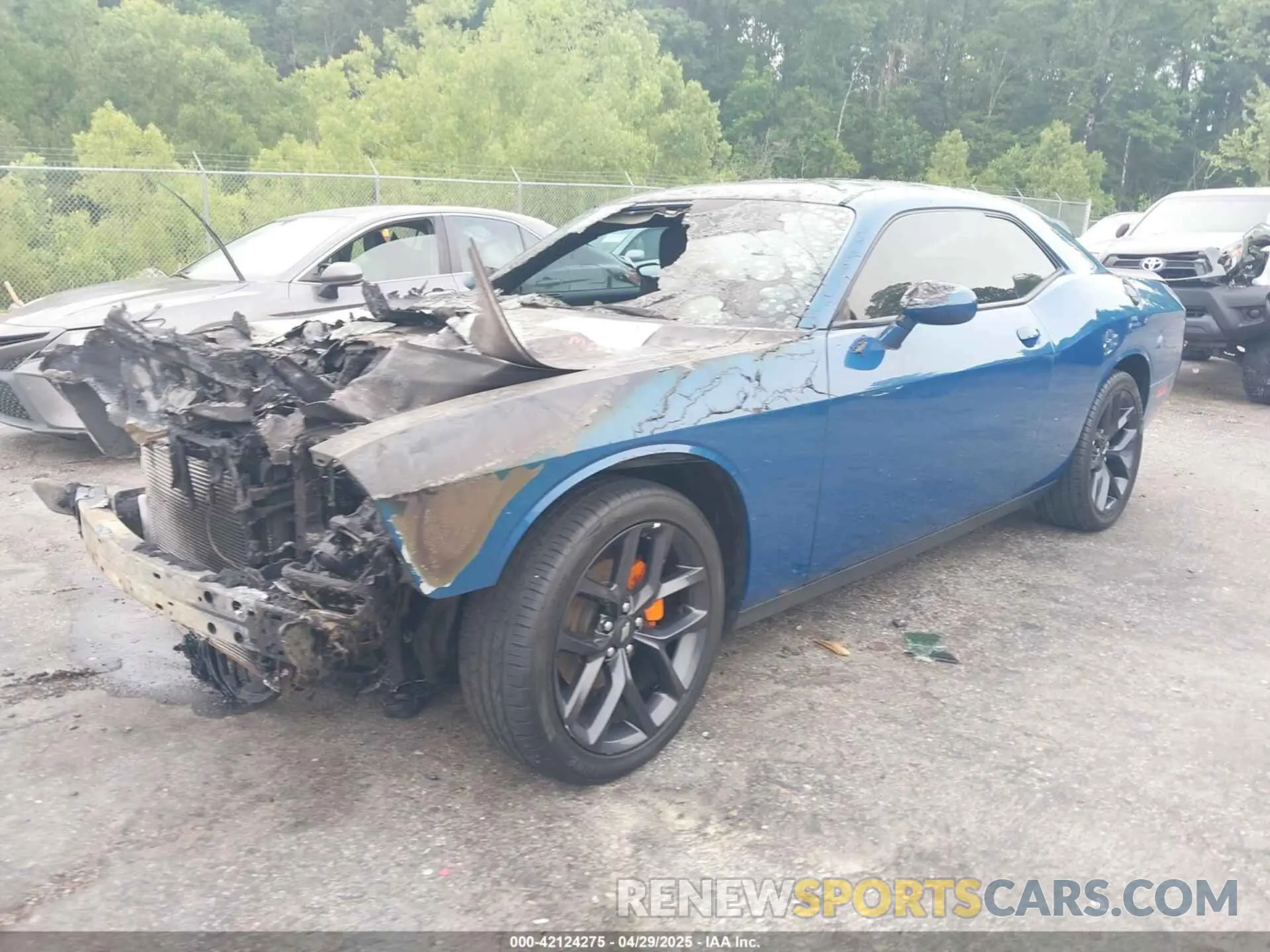2 fotografías del automóvil dañado 2C3CDZAG5NH257521 DODGE CHALLENGER 2022