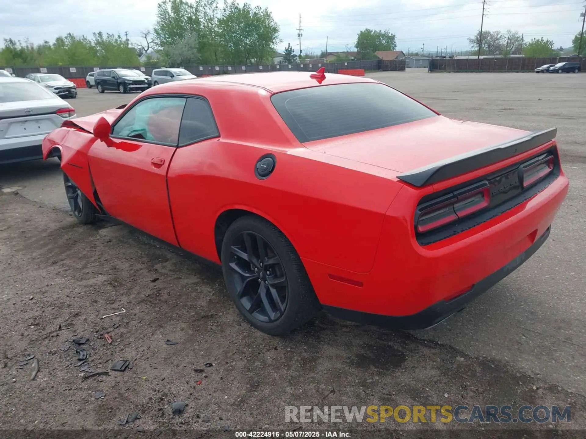 3 fotografías del automóvil dañado 2C3CDZBT0NH234000 DODGE CHALLENGER 2022