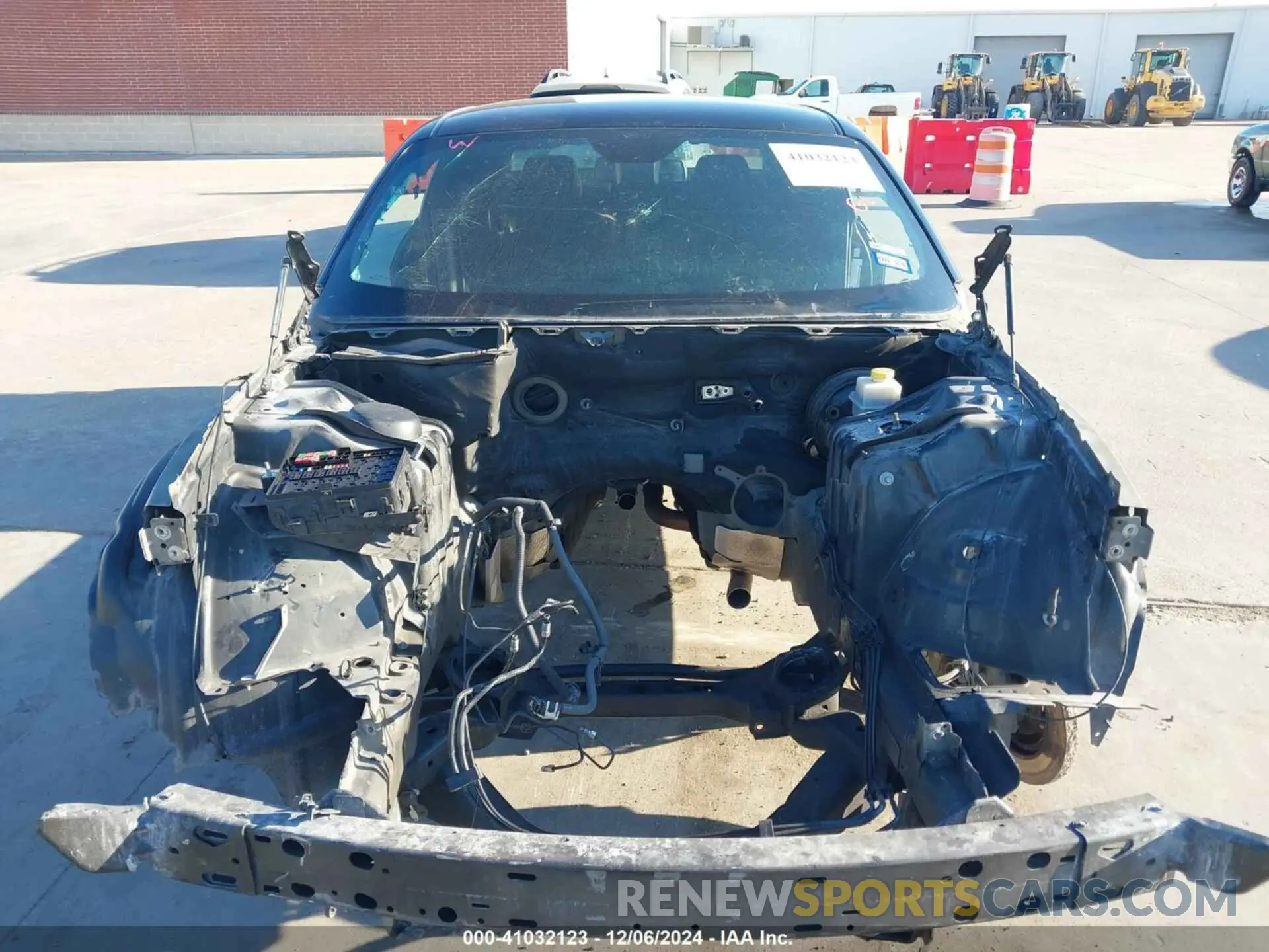 10 fotografías del automóvil dañado 2C3CDZBT2NH185284 DODGE CHALLENGER 2022