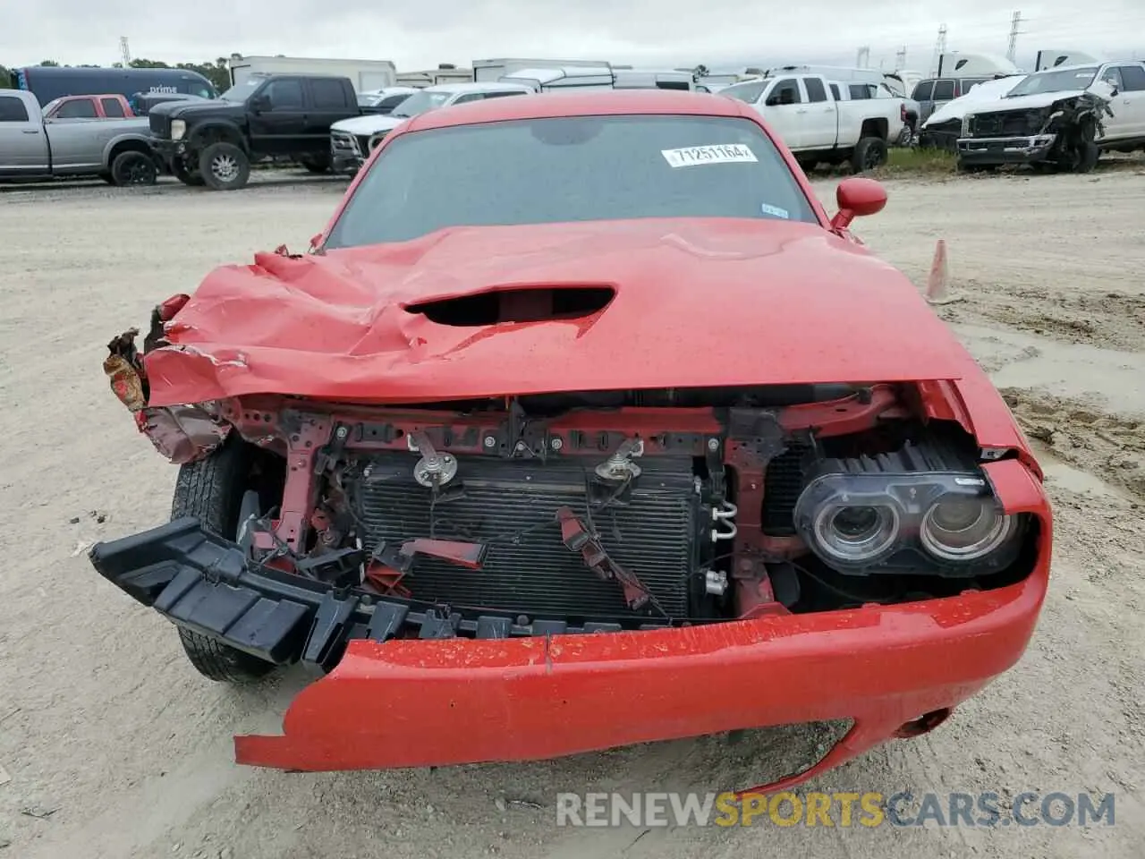 5 fotografías del automóvil dañado 2C3CDZBT3NH108195 DODGE CHALLENGER 2022