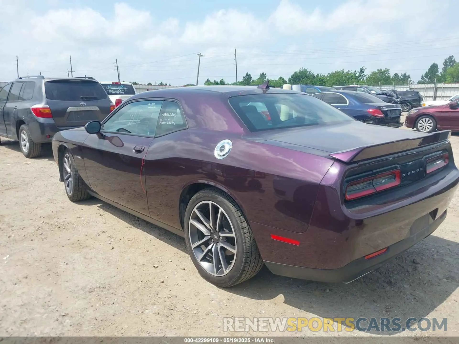 3 fotografías del automóvil dañado 2C3CDZBT3NH234086 DODGE CHALLENGER 2022