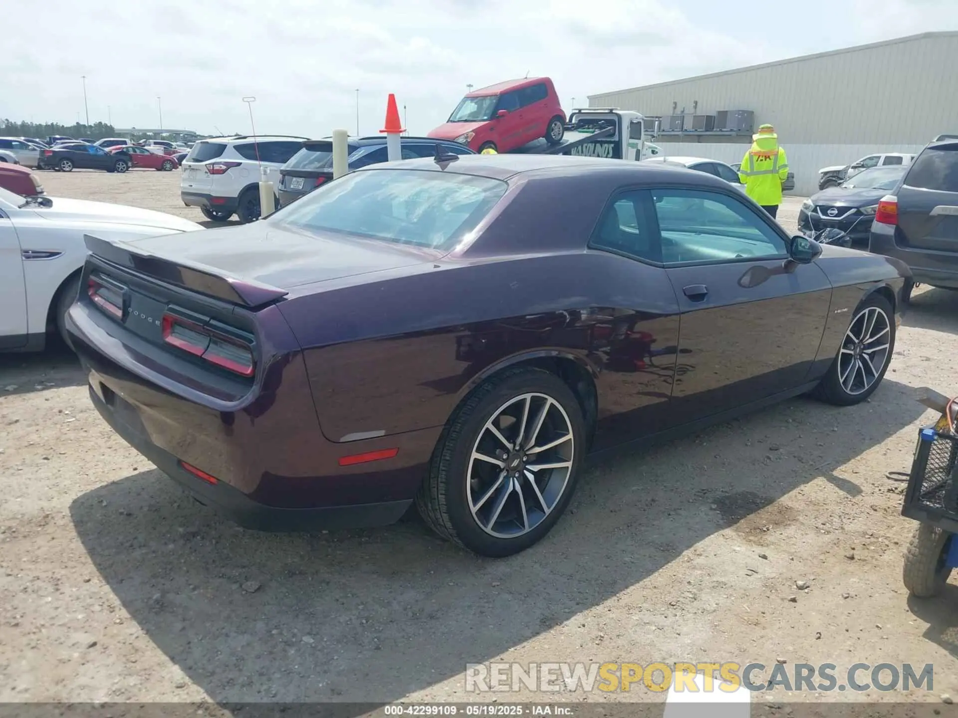 4 fotografías del automóvil dañado 2C3CDZBT3NH234086 DODGE CHALLENGER 2022