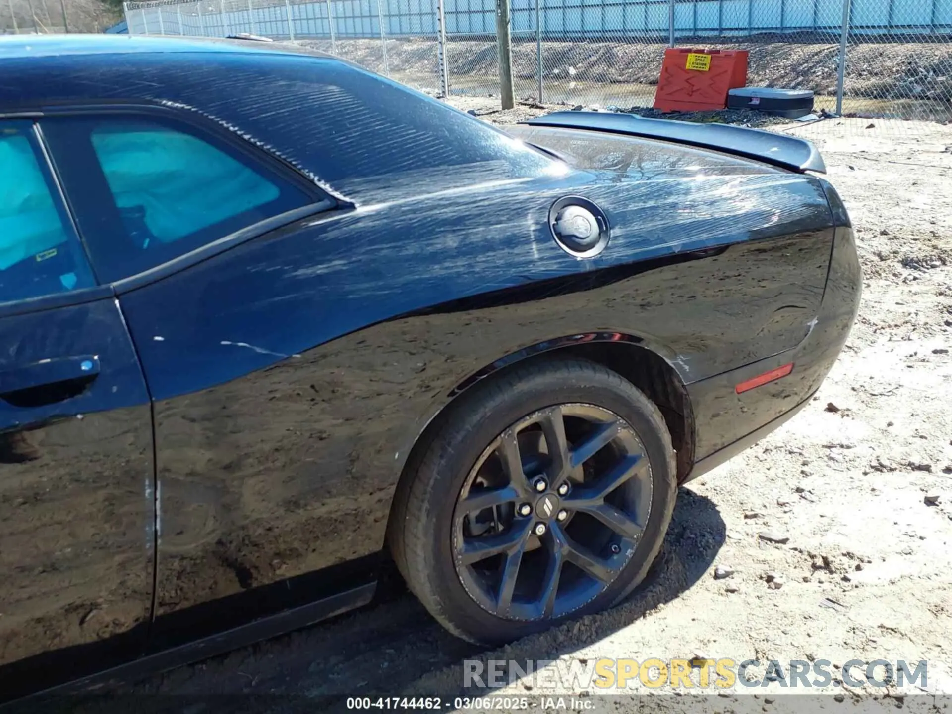 17 fotografías del automóvil dañado 2C3CDZBT7NH233992 DODGE CHALLENGER 2022