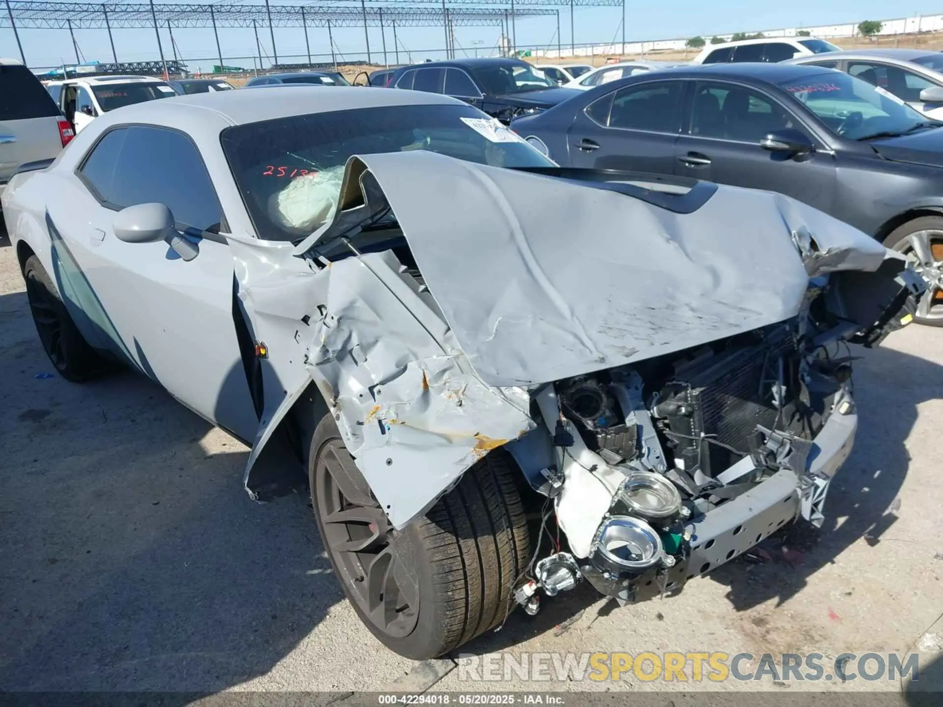 6 fotografías del automóvil dañado 2C3CDZFJ0NH215228 DODGE CHALLENGER 2022