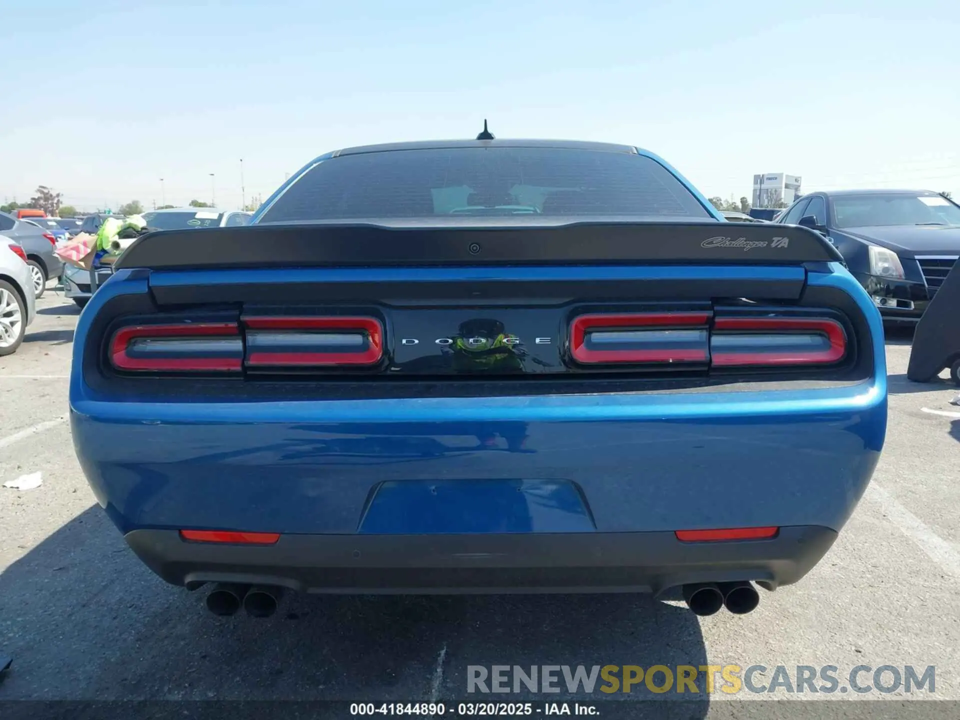 17 fotografías del automóvil dañado 2C3CDZFJ4NH131297 DODGE CHALLENGER 2022