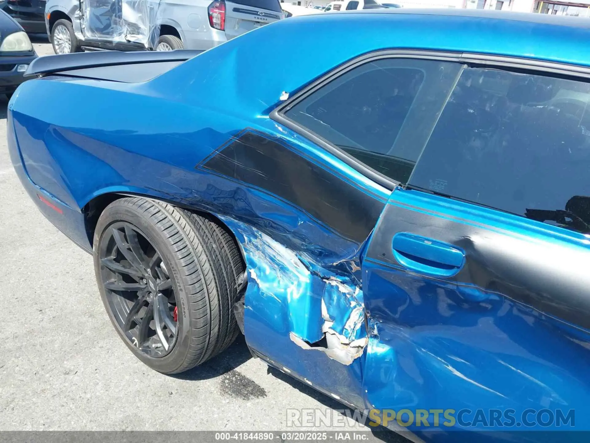 6 fotografías del automóvil dañado 2C3CDZFJ4NH131297 DODGE CHALLENGER 2022