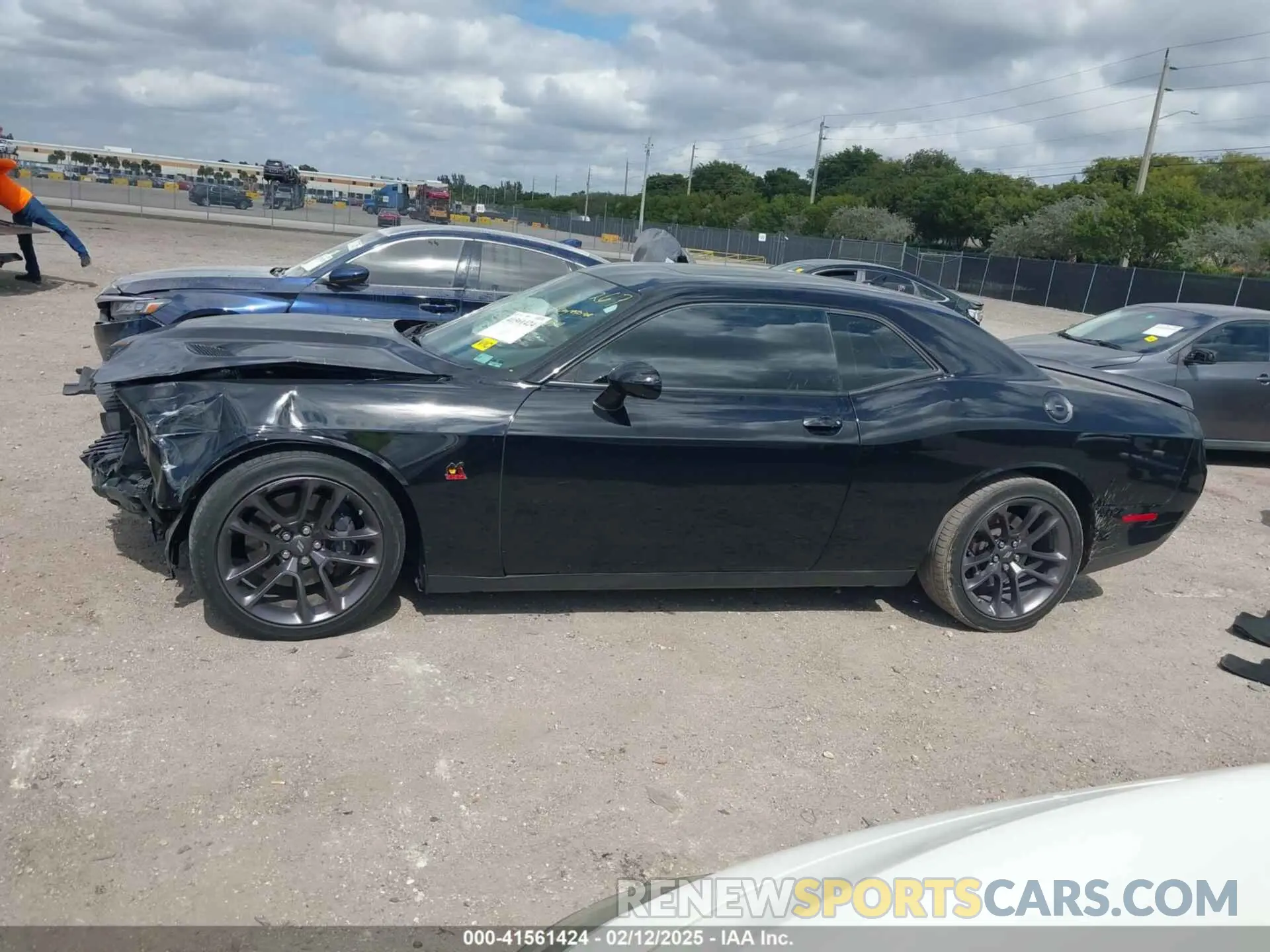 15 fotografías del automóvil dañado 2C3CDZFJ7NH151317 DODGE CHALLENGER 2022