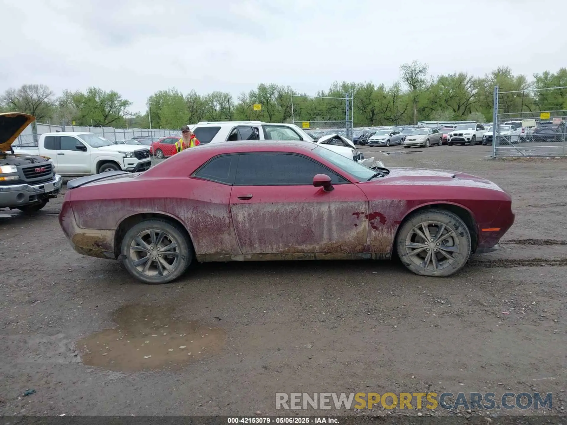 13 fotografías del automóvil dañado 2C3CDZGG4NH172239 DODGE CHALLENGER 2022