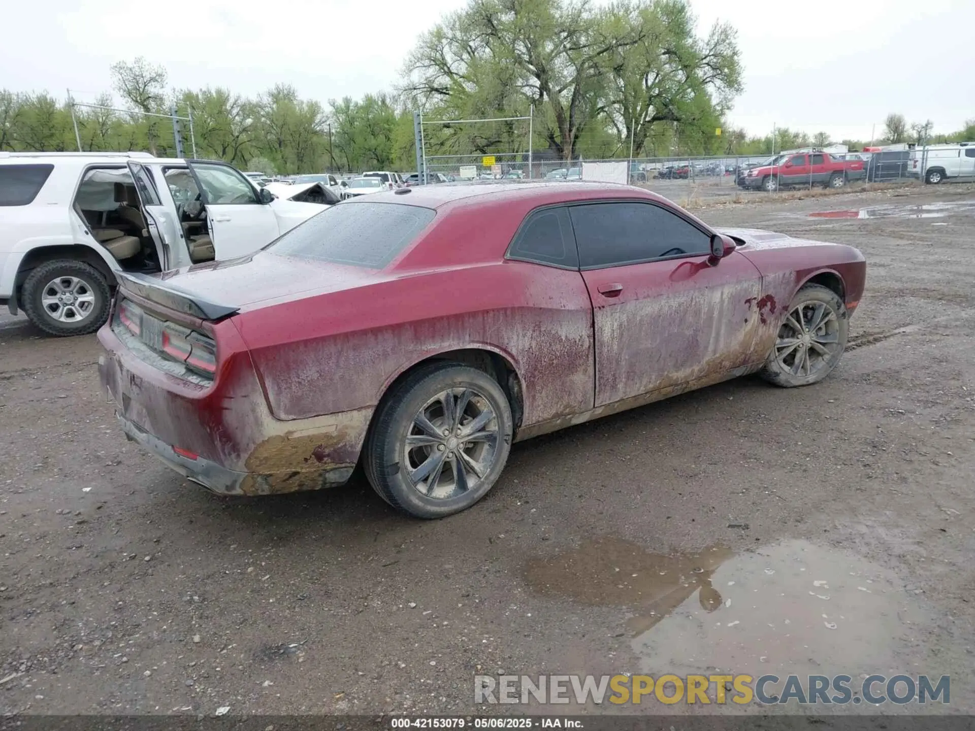 4 fotografías del automóvil dañado 2C3CDZGG4NH172239 DODGE CHALLENGER 2022