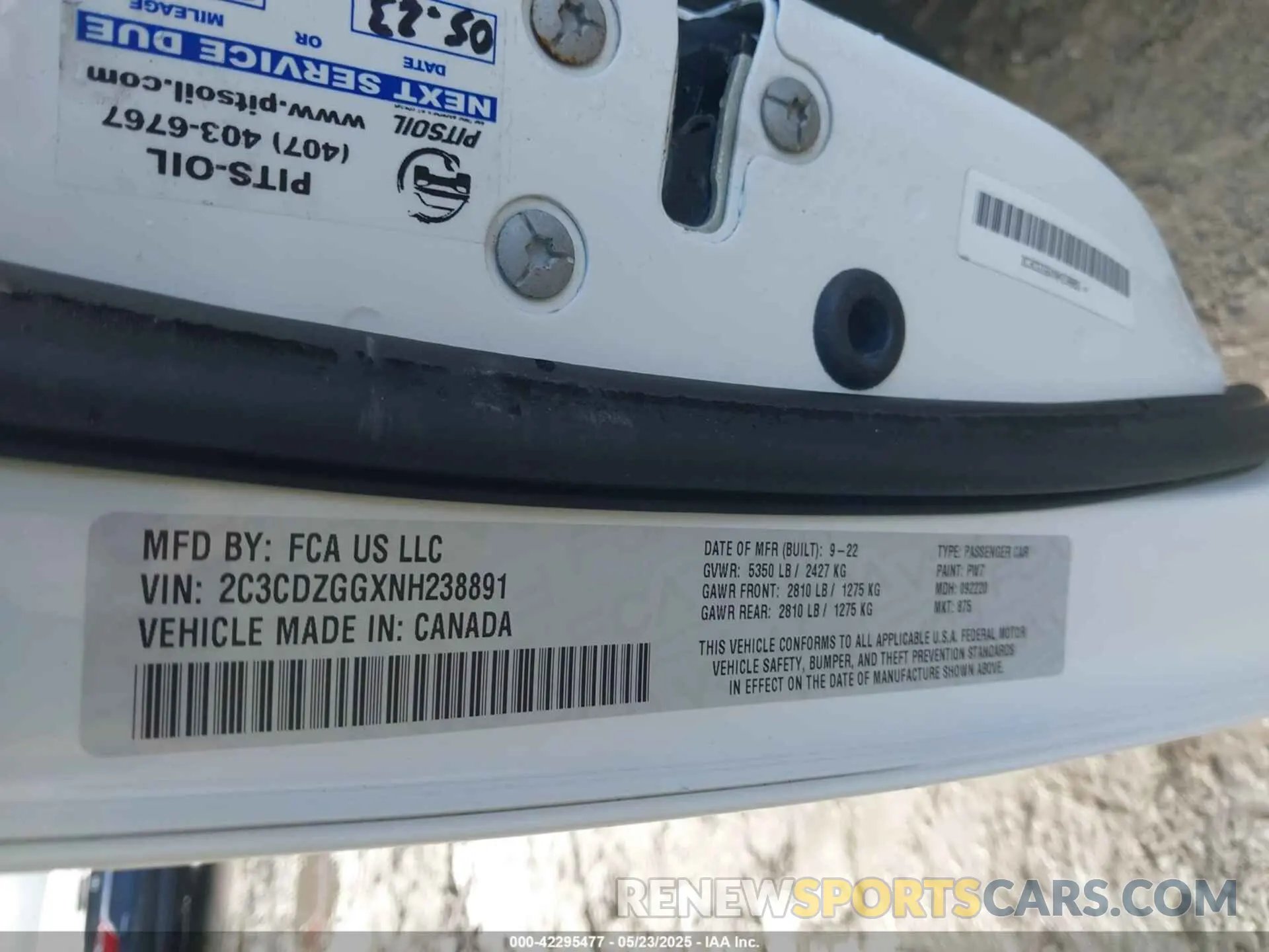9 fotografías del automóvil dañado 2C3CDZGGXNH238891 DODGE CHALLENGER 2022