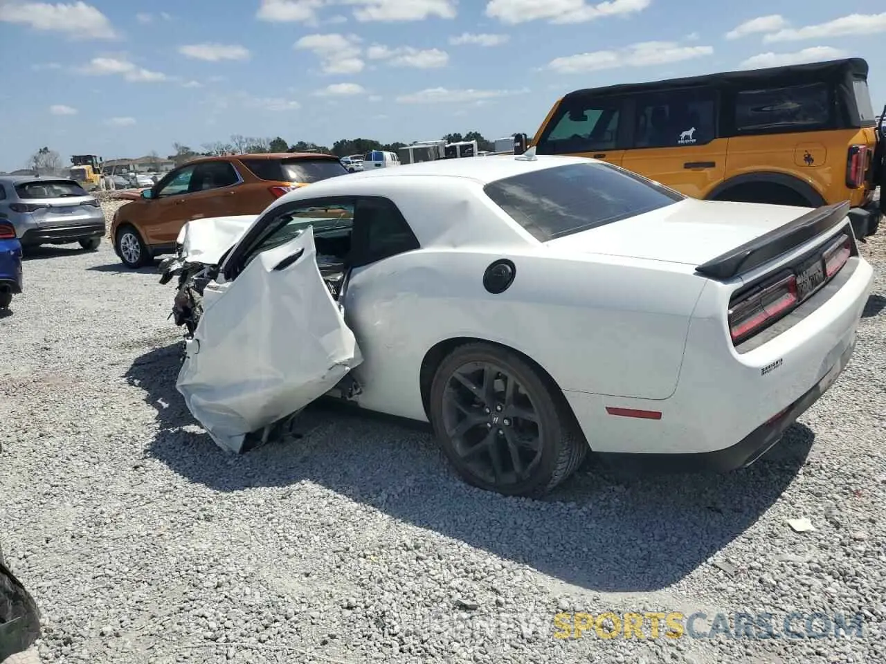 2 fotografías del automóvil dañado 2C3CDZJG1NH227027 DODGE CHALLENGER 2022