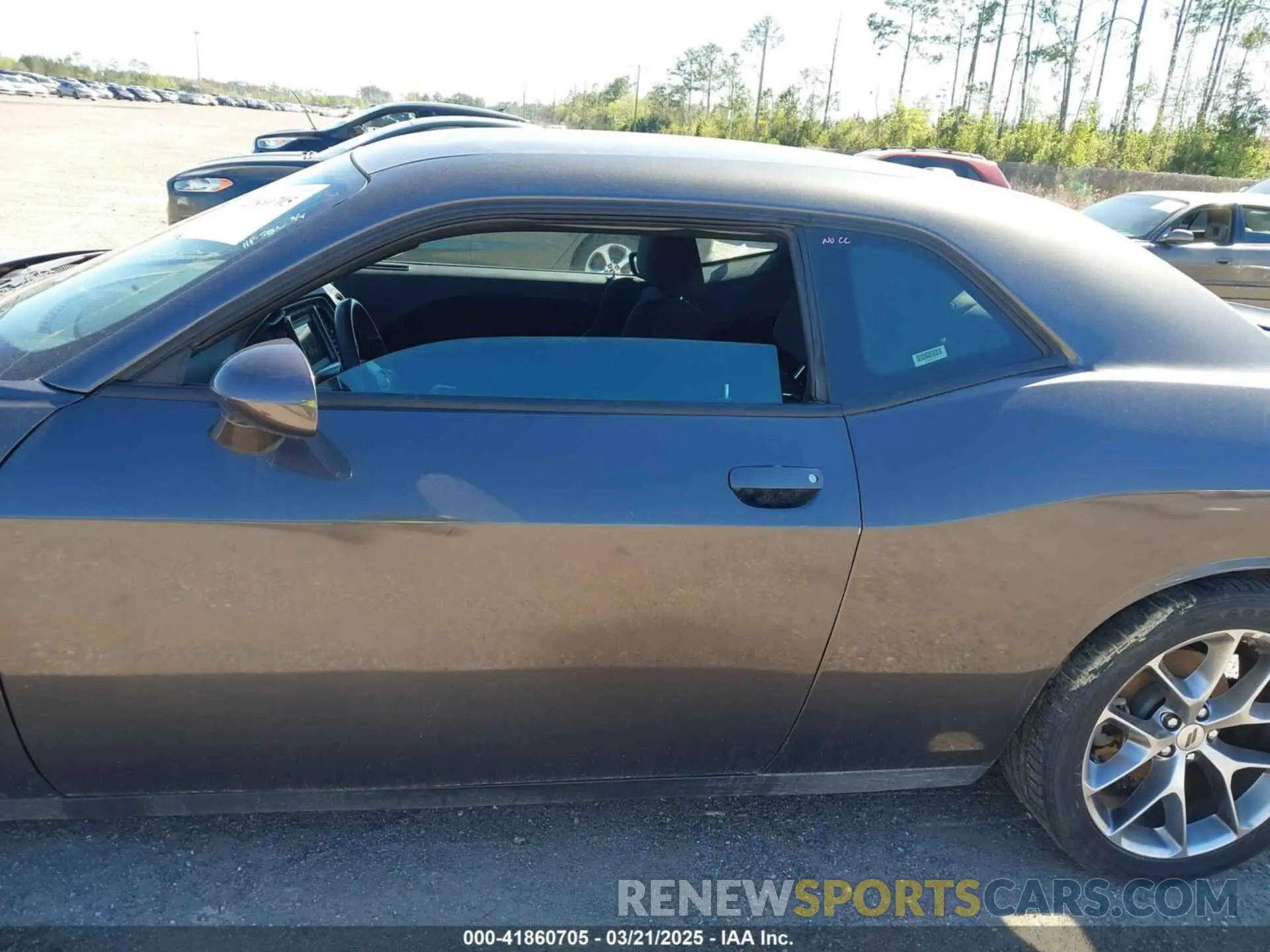 14 fotografías del automóvil dañado 2C3CDZJG3NH233217 DODGE CHALLENGER 2022