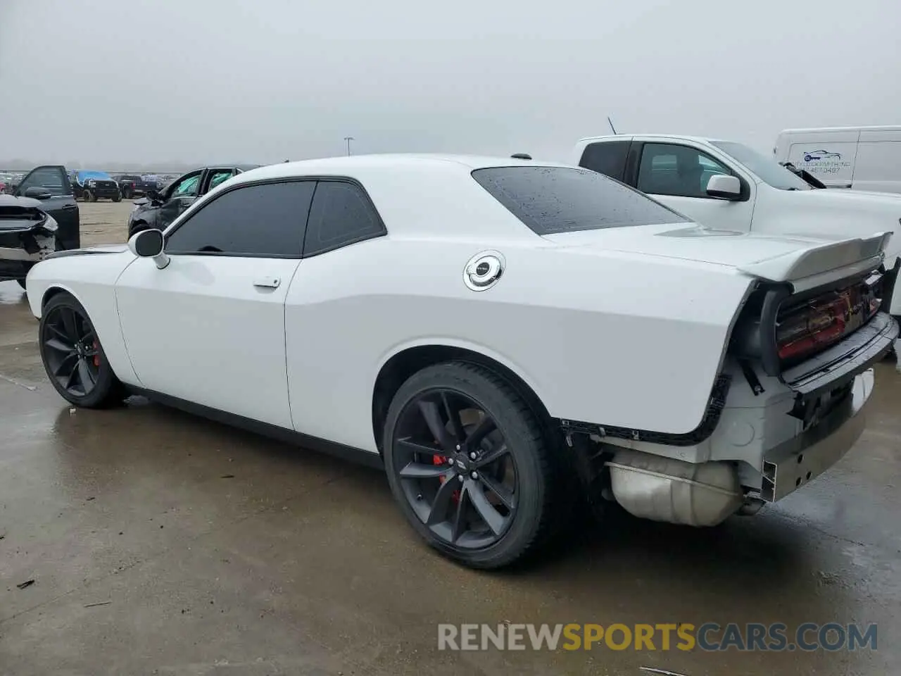 2 fotografías del automóvil dañado 2C3CDZJG4NH117976 DODGE CHALLENGER 2022