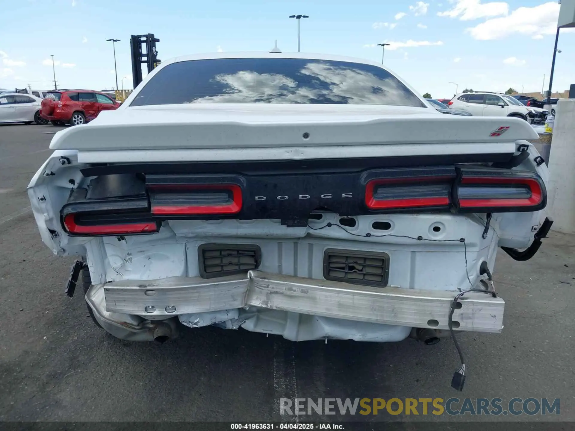 17 fotografías del automóvil dañado 2C3CDZKG3NH152085 DODGE CHALLENGER 2022