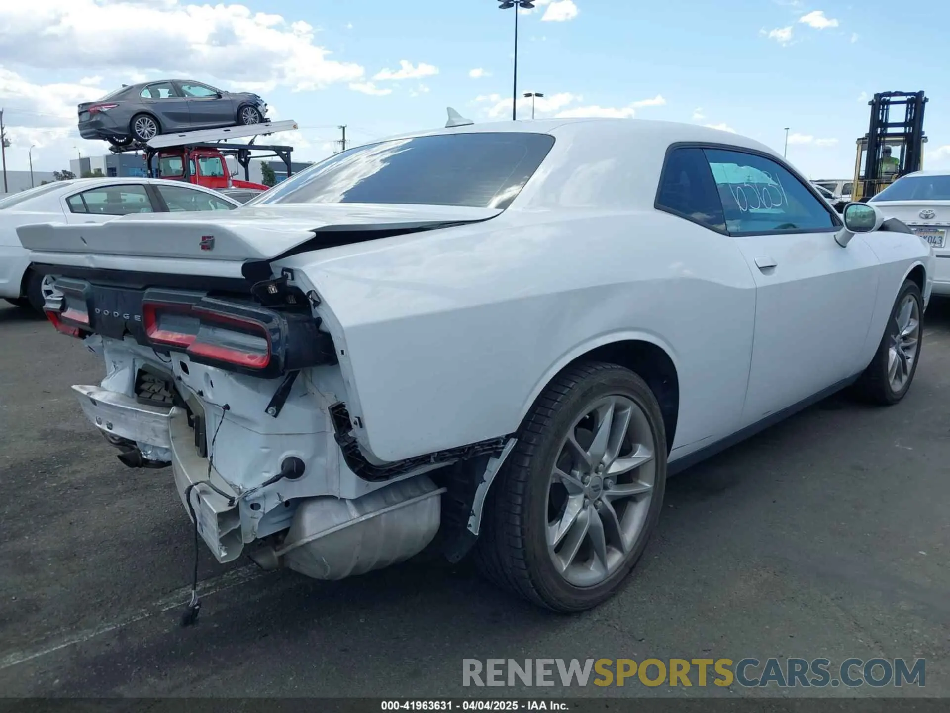 4 fotografías del automóvil dañado 2C3CDZKG3NH152085 DODGE CHALLENGER 2022
