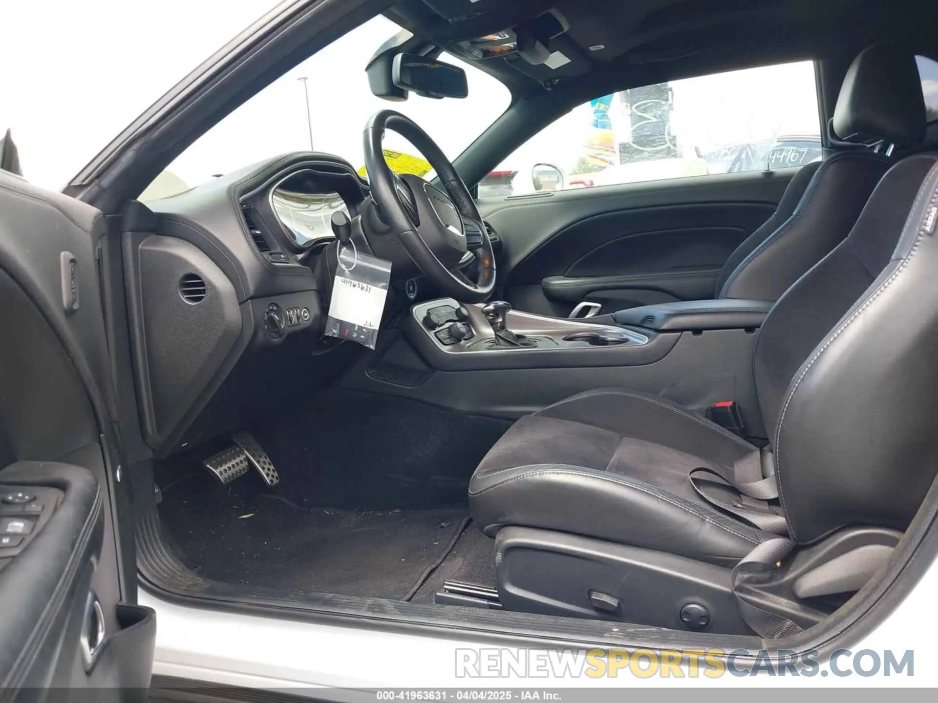 5 fotografías del automóvil dañado 2C3CDZKG3NH152085 DODGE CHALLENGER 2022