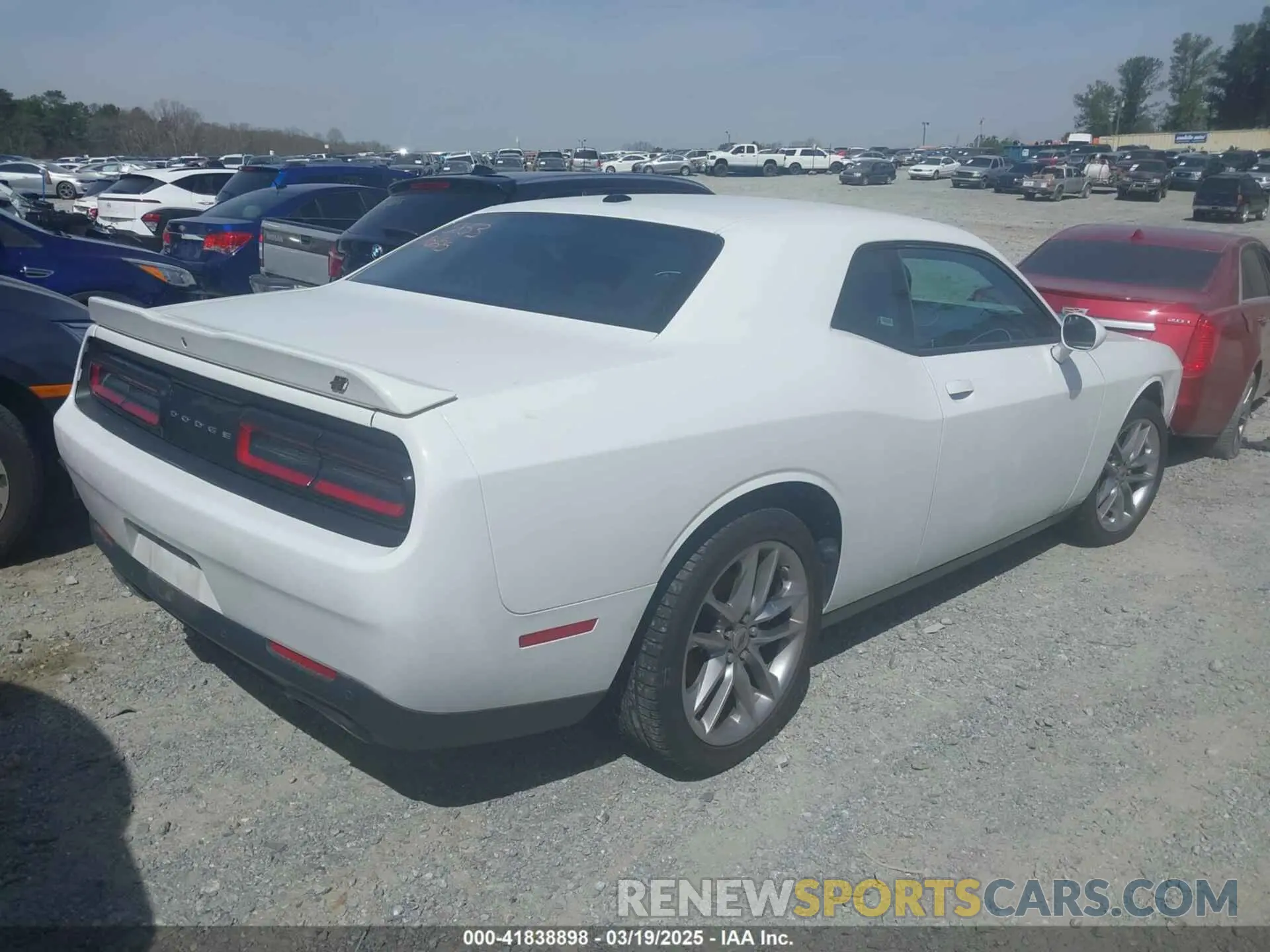 4 fotografías del automóvil dañado 2C3CDZKG3NH205853 DODGE CHALLENGER 2022