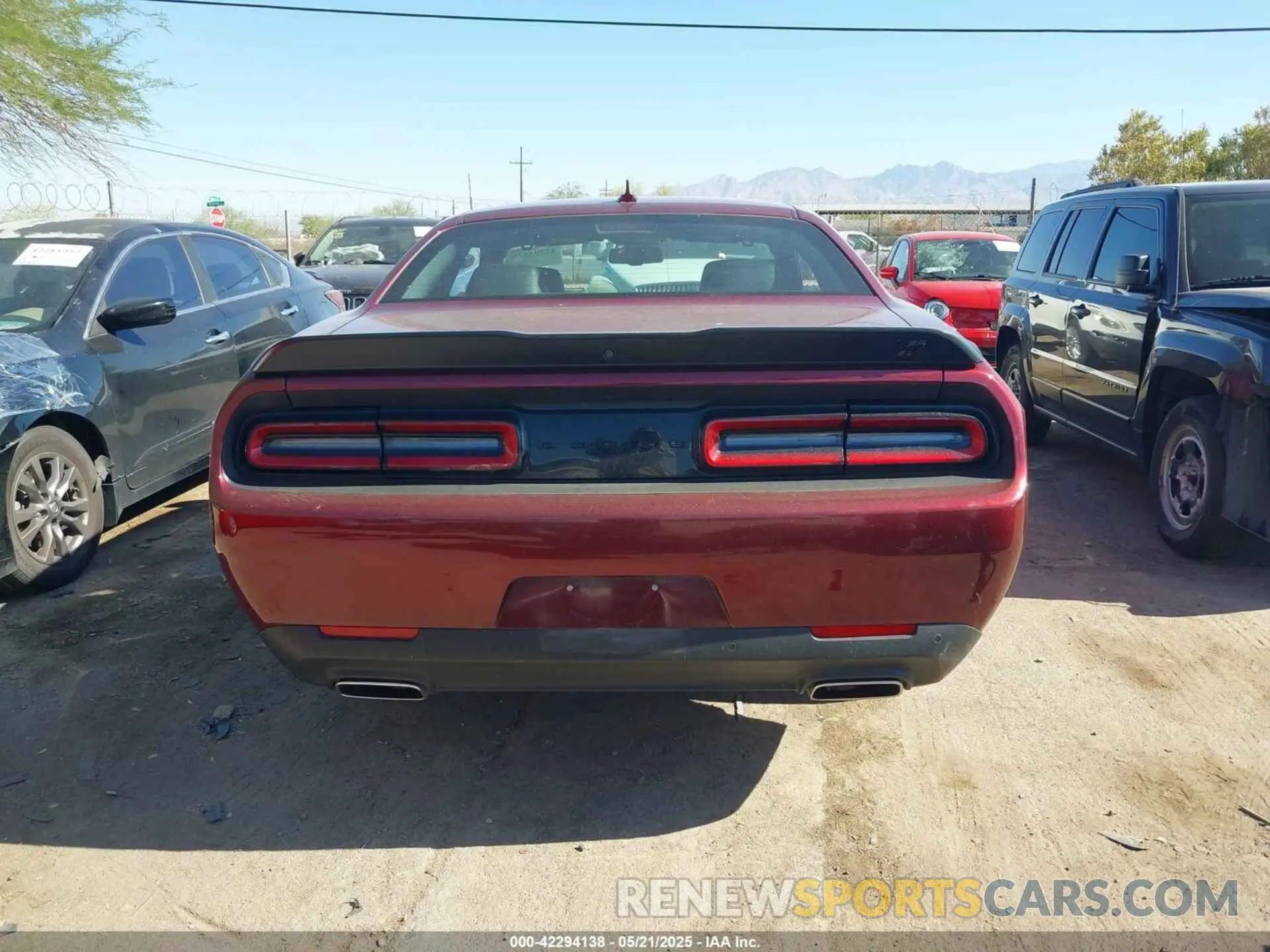 17 fotografías del automóvil dañado 2C3CDZKG7NH238919 DODGE CHALLENGER 2022