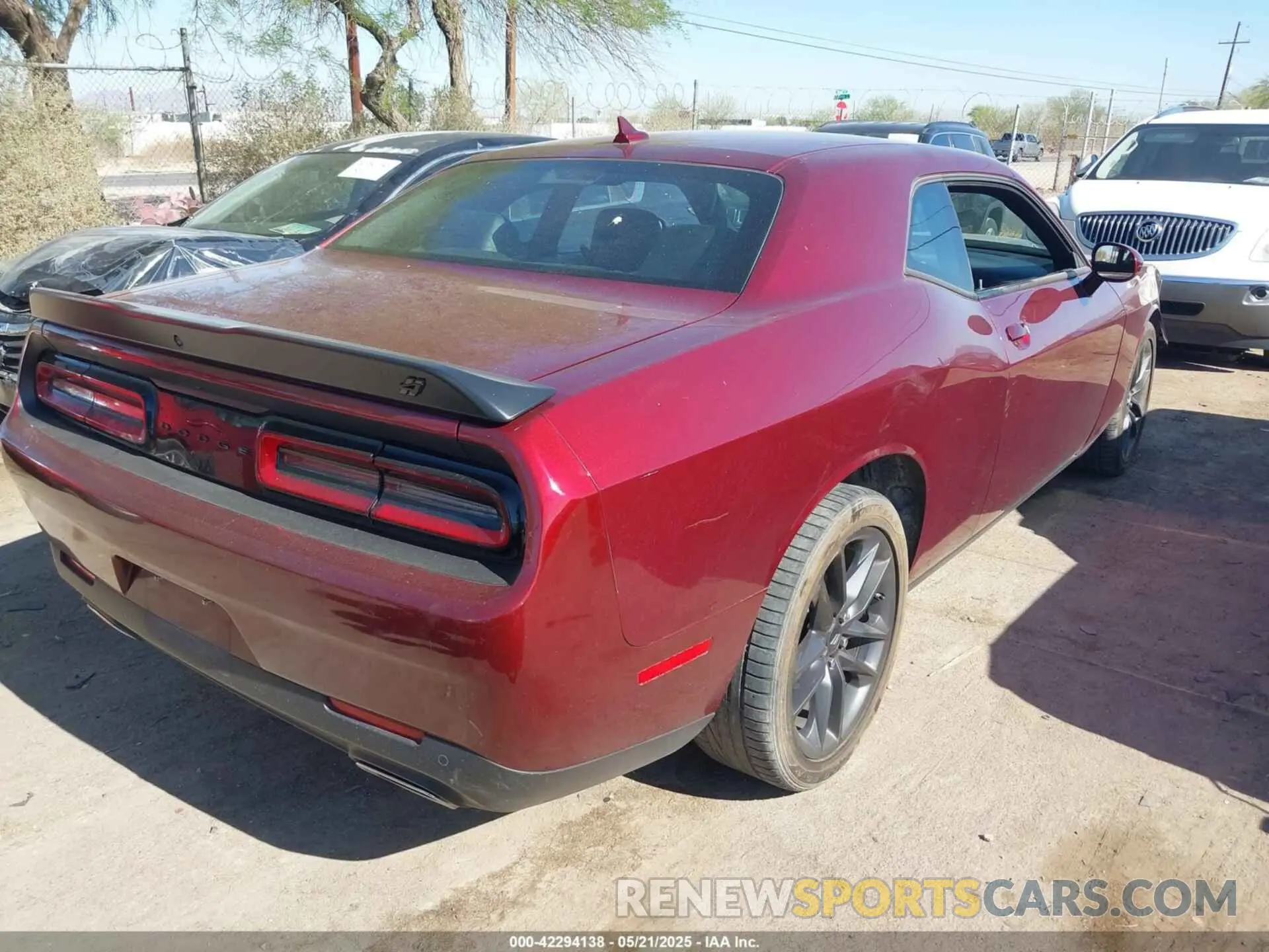 4 fotografías del automóvil dañado 2C3CDZKG7NH238919 DODGE CHALLENGER 2022
