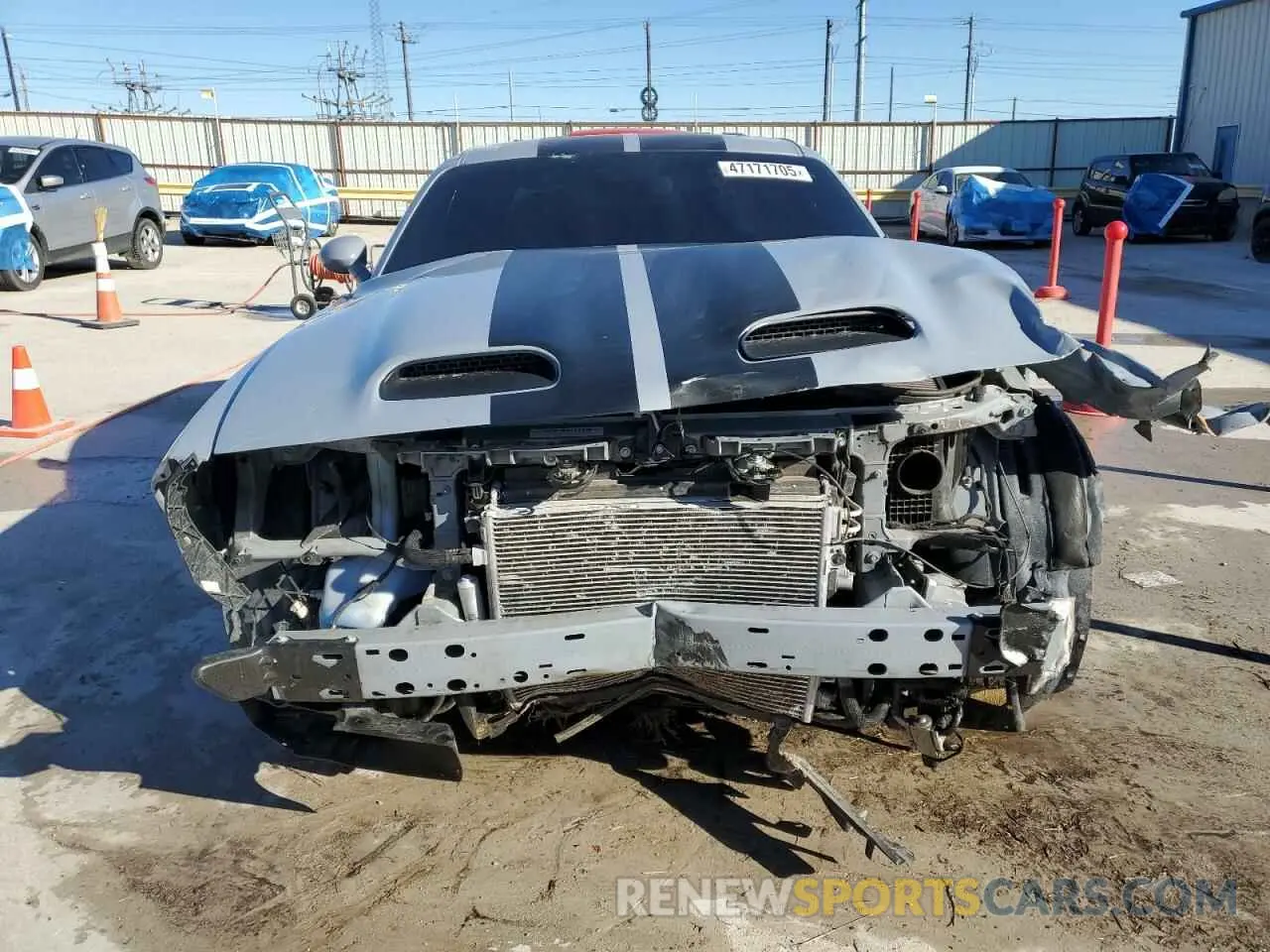 5 fotografías del automóvil dañado 2C3CDZL98NH226312 DODGE CHALLENGER 2022