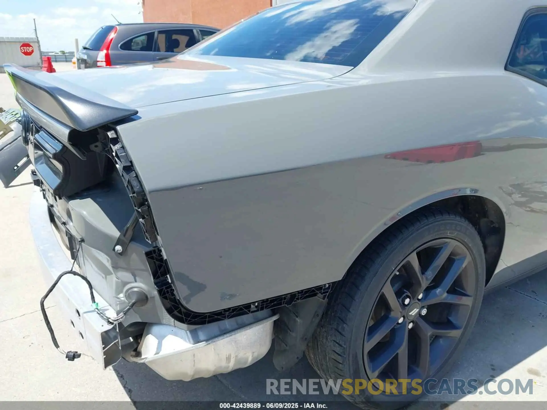 20 fotografías del automóvil dañado 2C3CDZAG5PH637851 DODGE CHALLENGER 2023