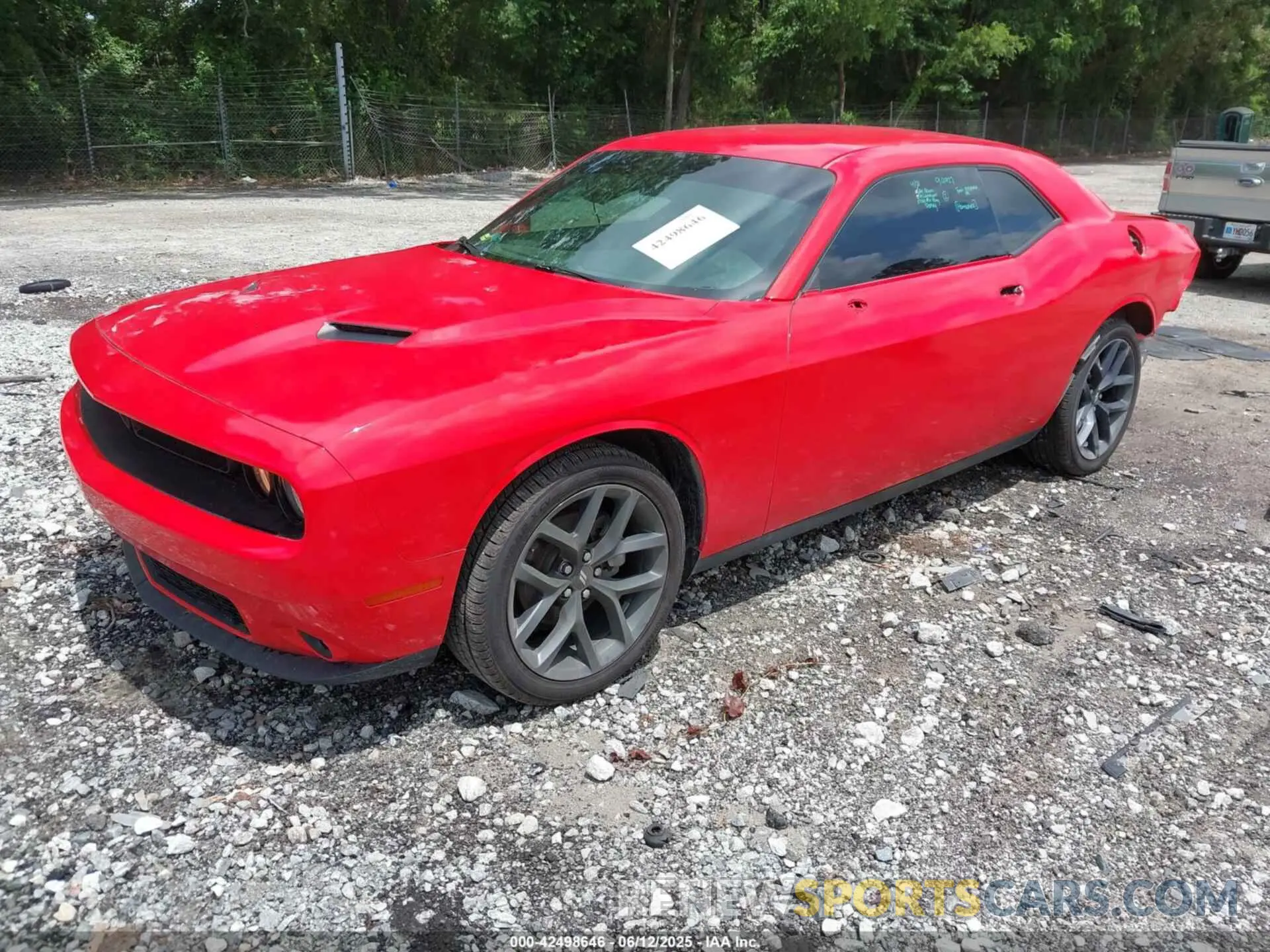 2 fotografías del automóvil dañado 2C3CDZAG8PH527330 DODGE CHALLENGER 2023