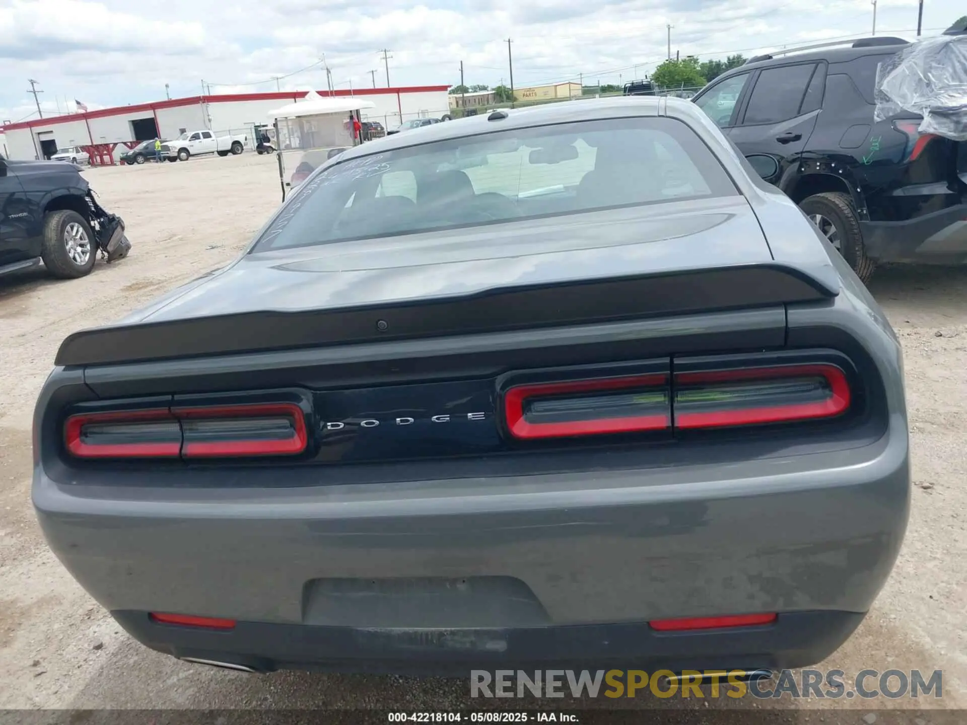 16 fotografías del automóvil dañado 2C3CDZAG8PH570565 DODGE CHALLENGER 2023