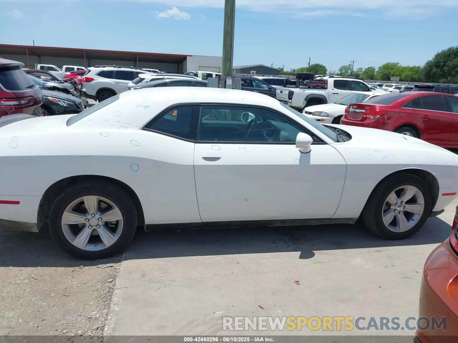 13 fotografías del automóvil dañado 2C3CDZAGXPH596486 DODGE CHALLENGER 2023